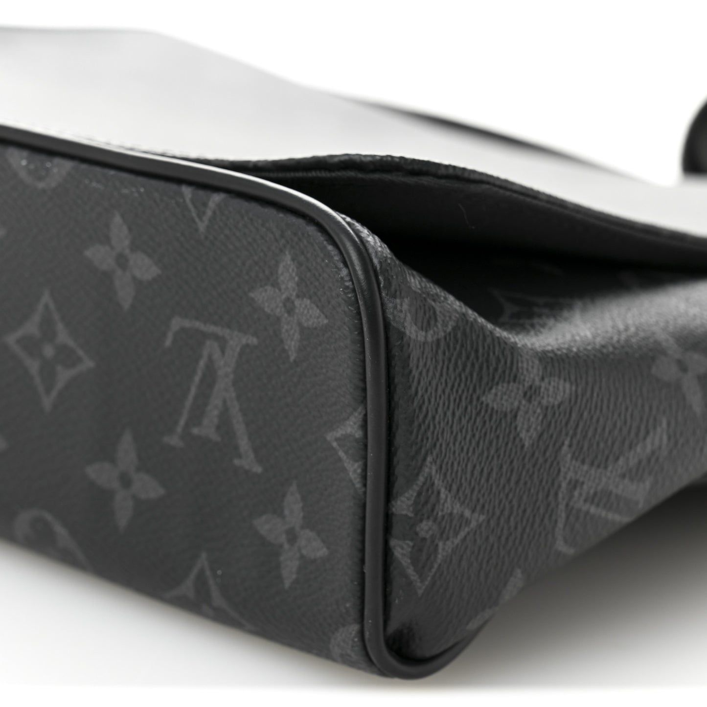 Monogram Eclipse District MM