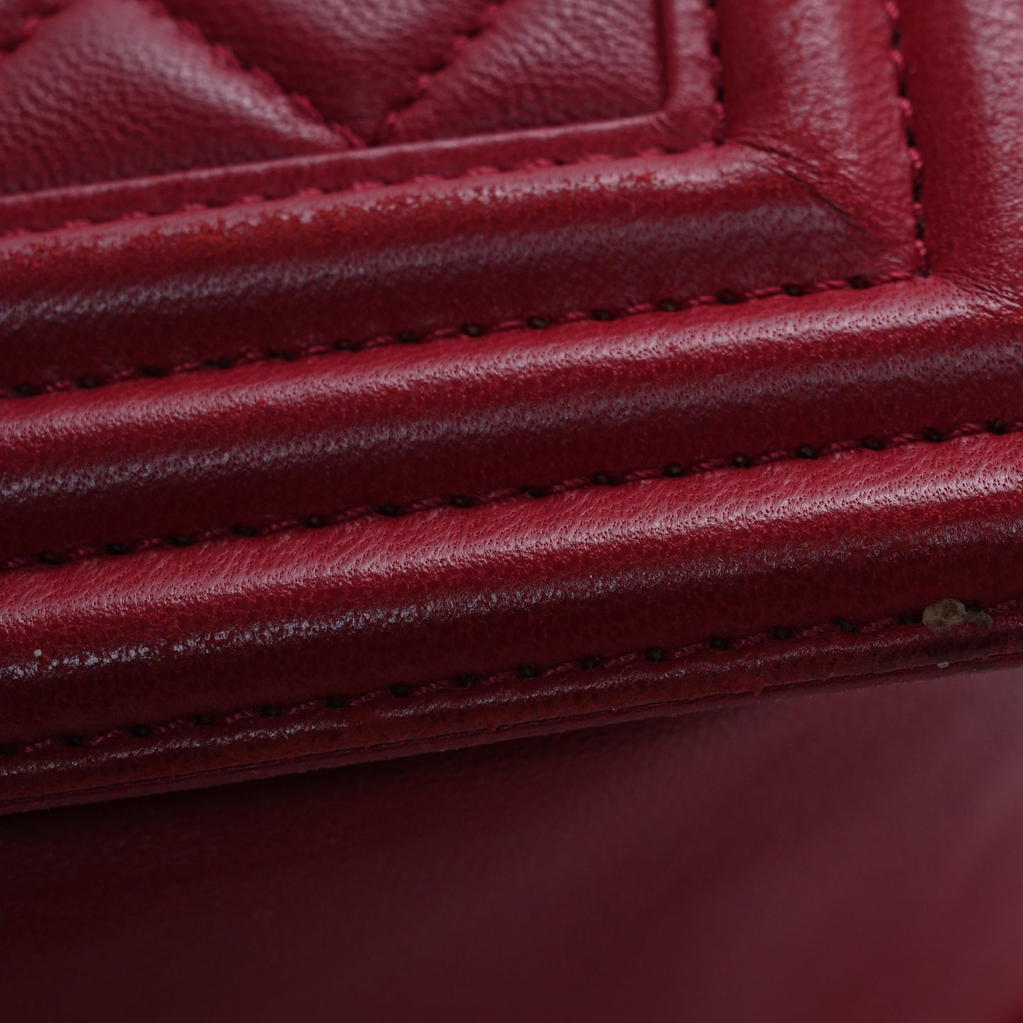 Lambskin Quilted Medium Boy Flap Red