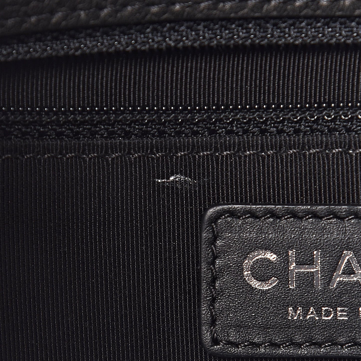 Caviar Quilted Medium Rock In Rome Single Flap Black
