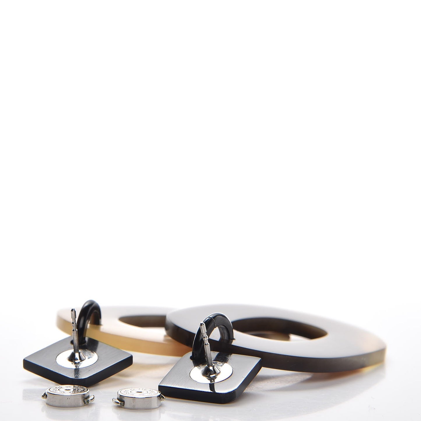 Buffalo Horn Isthme Earrings