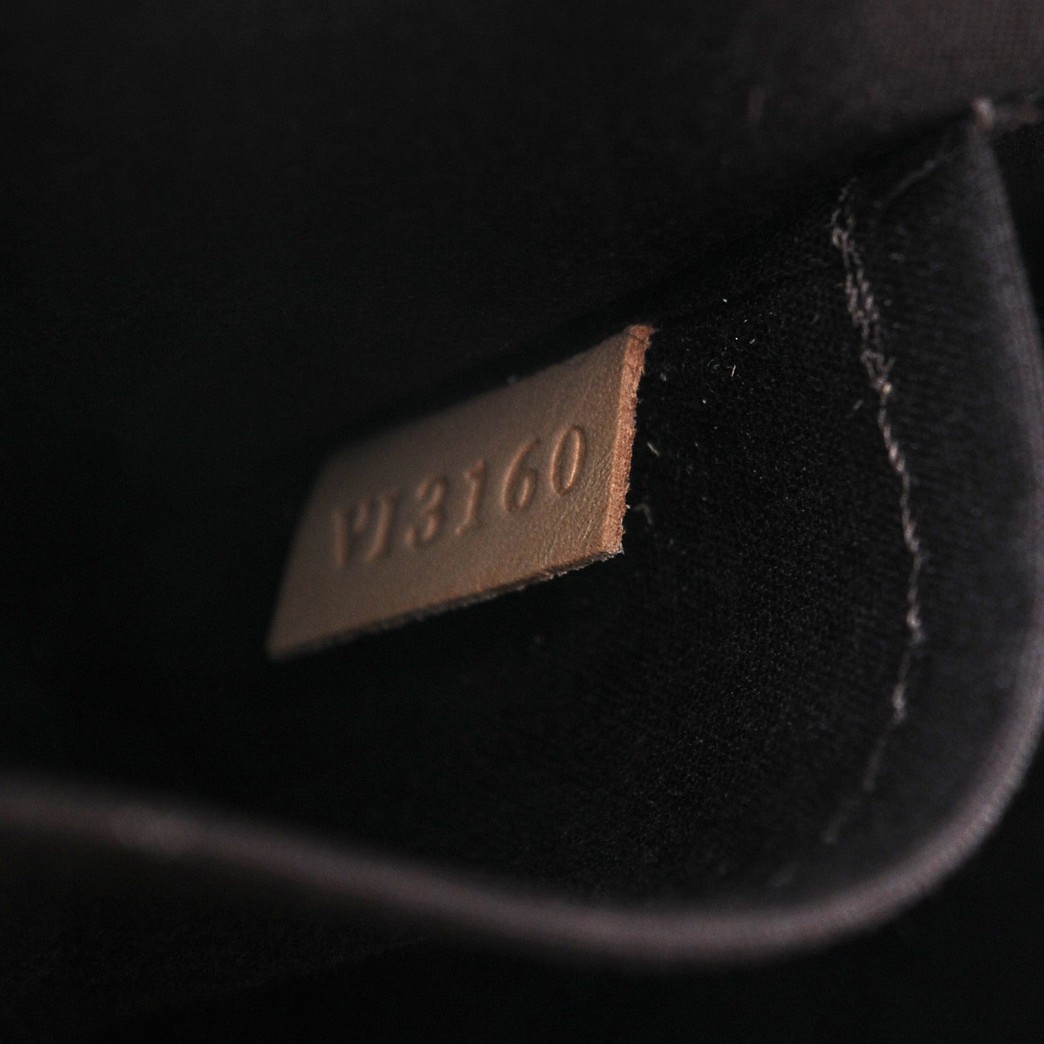 Louis Vuitton Vernis Brea MM Amarante 7 of 10