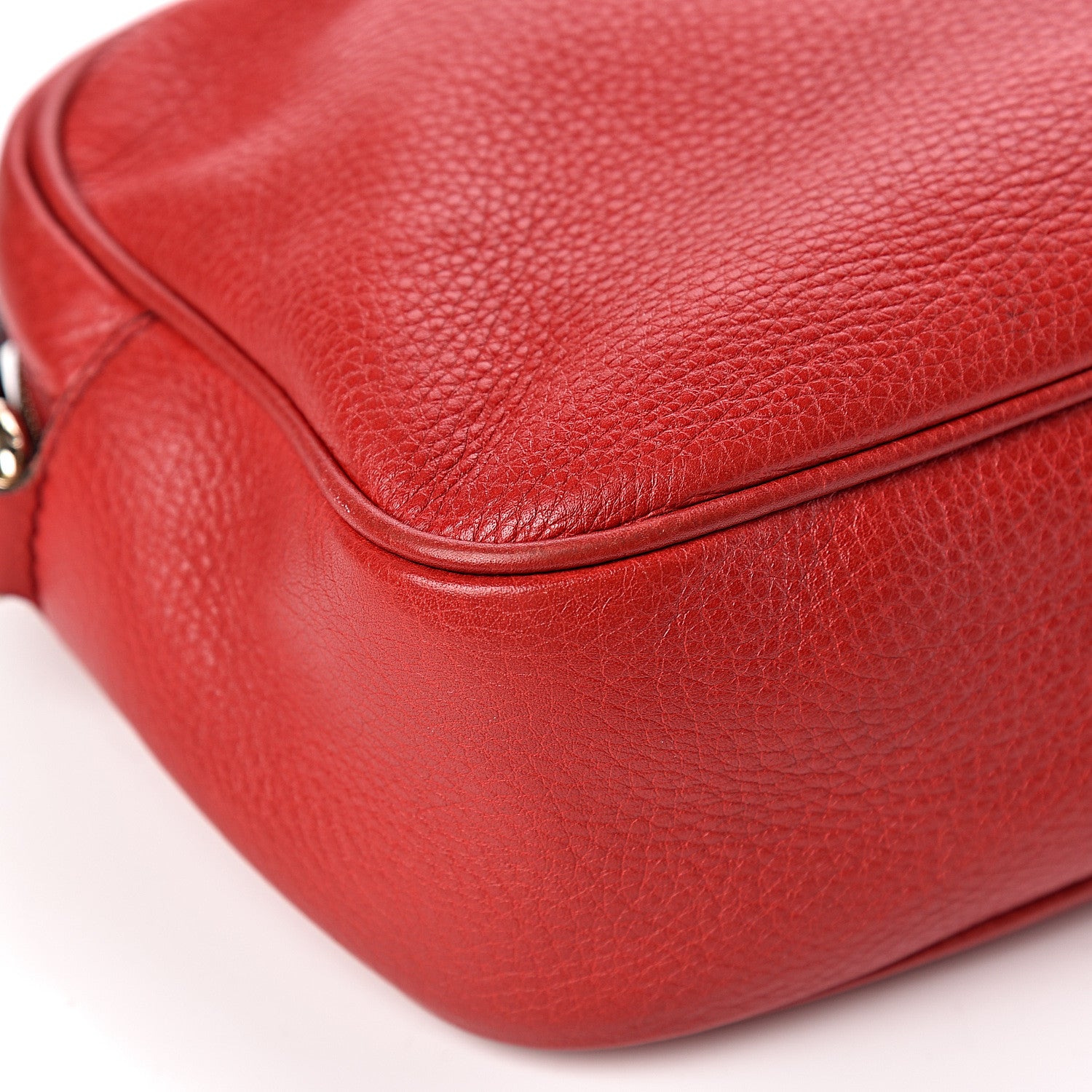 Gucci Pebbled Calfskin Small Soho Disco Bag Tabasco Red 10 of 17