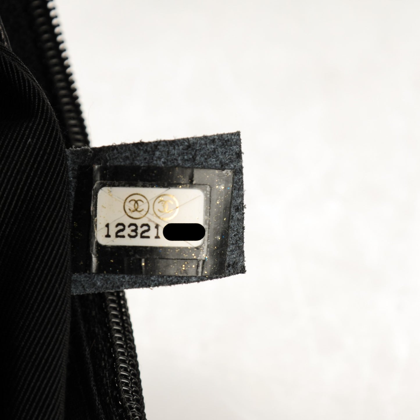 Caviar Half Moon Wallet On Chain WOC Black