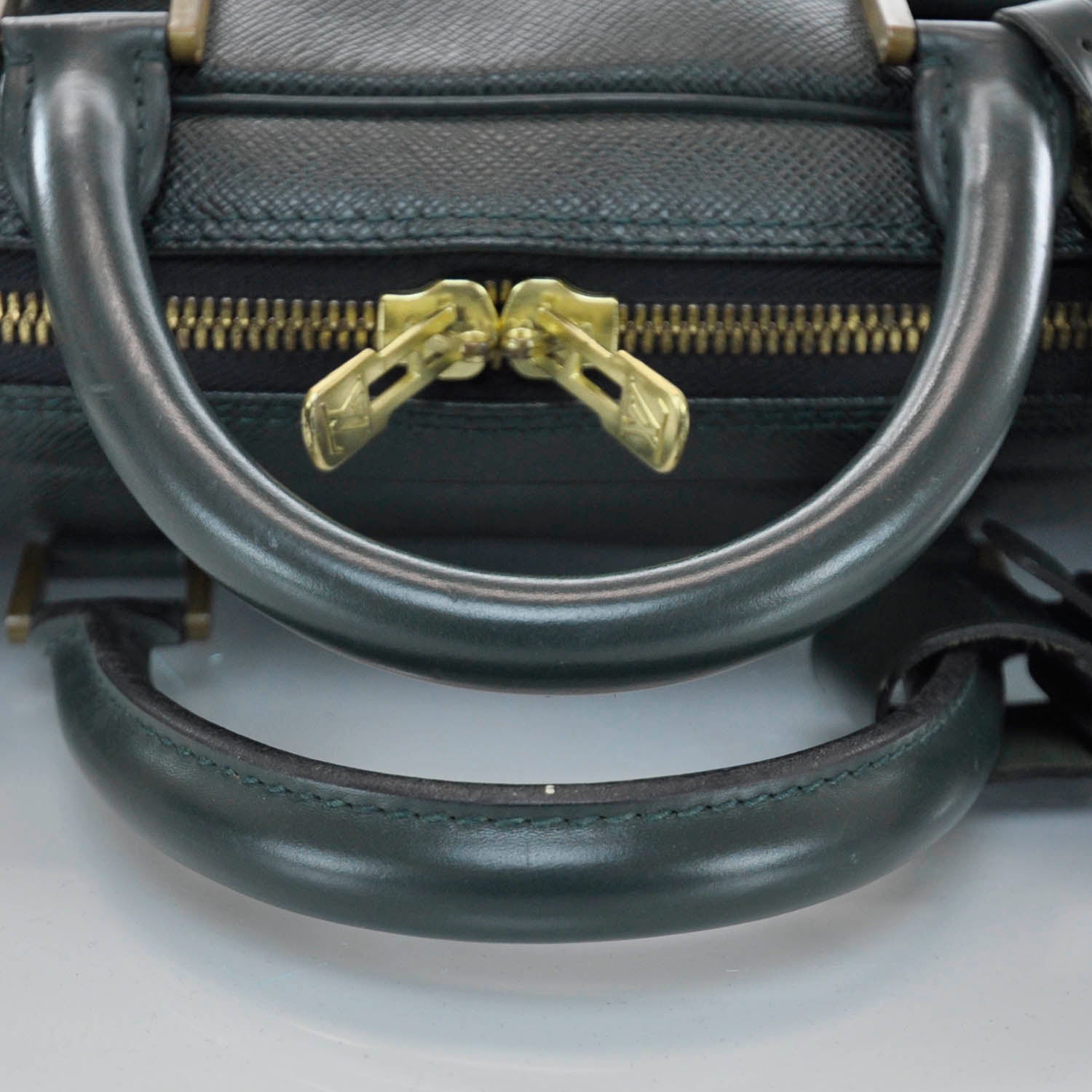 Louis Vuitton Taiga Helanga 1 Poche Green 5 of 7