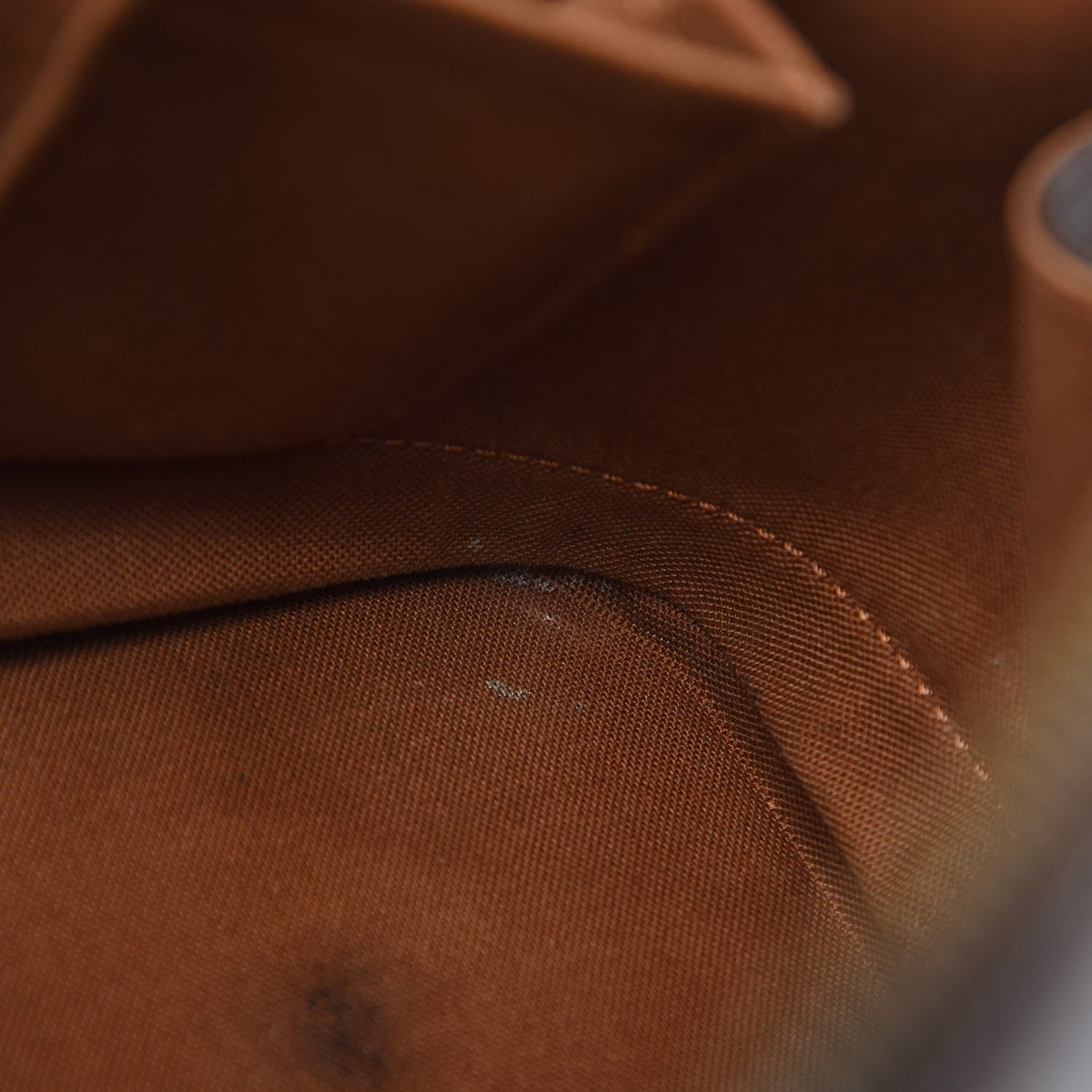 Louis Vuitton Monogram Alma PM 16 of 22