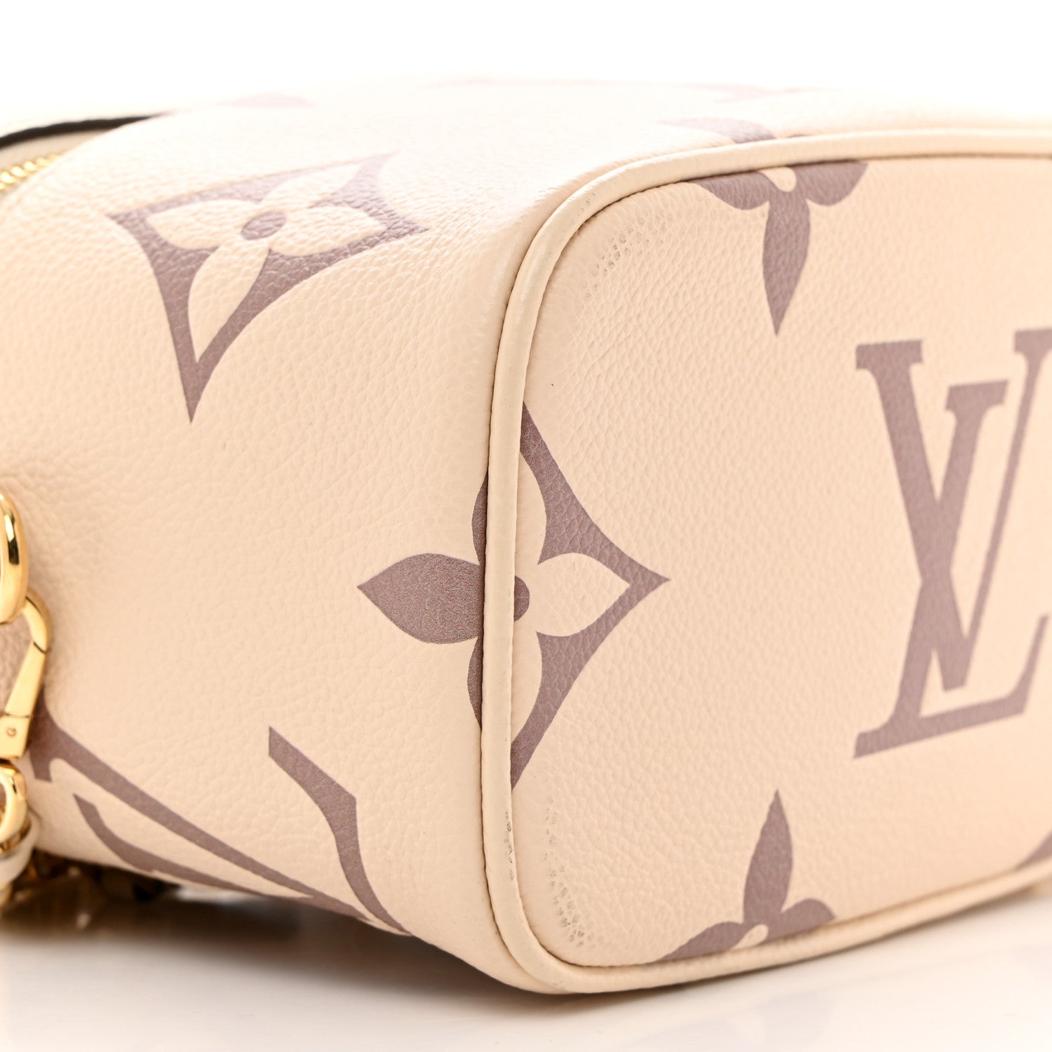 Louis Vuitton Empreinte Monogram Giant Vanity PM Creme Bois de Rose 8 of 9