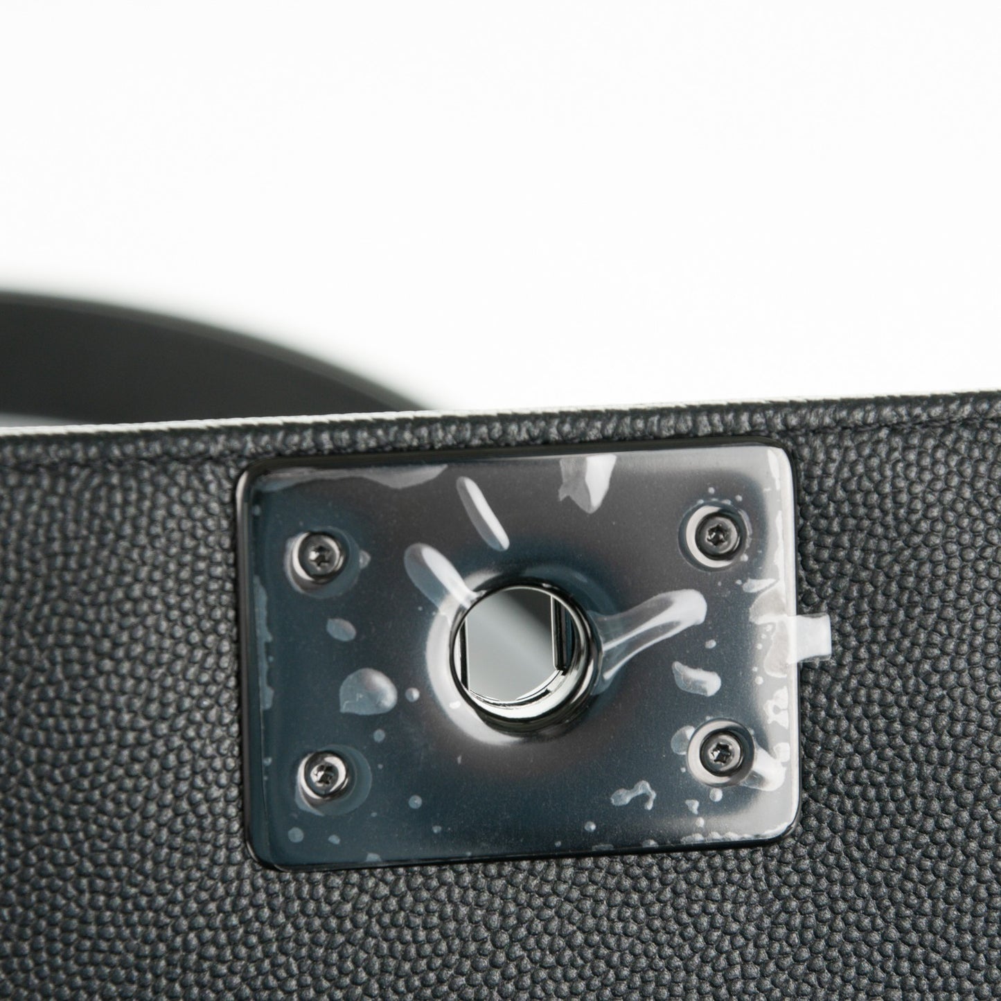 Caviar Quilted Medium Boy Flap So Black