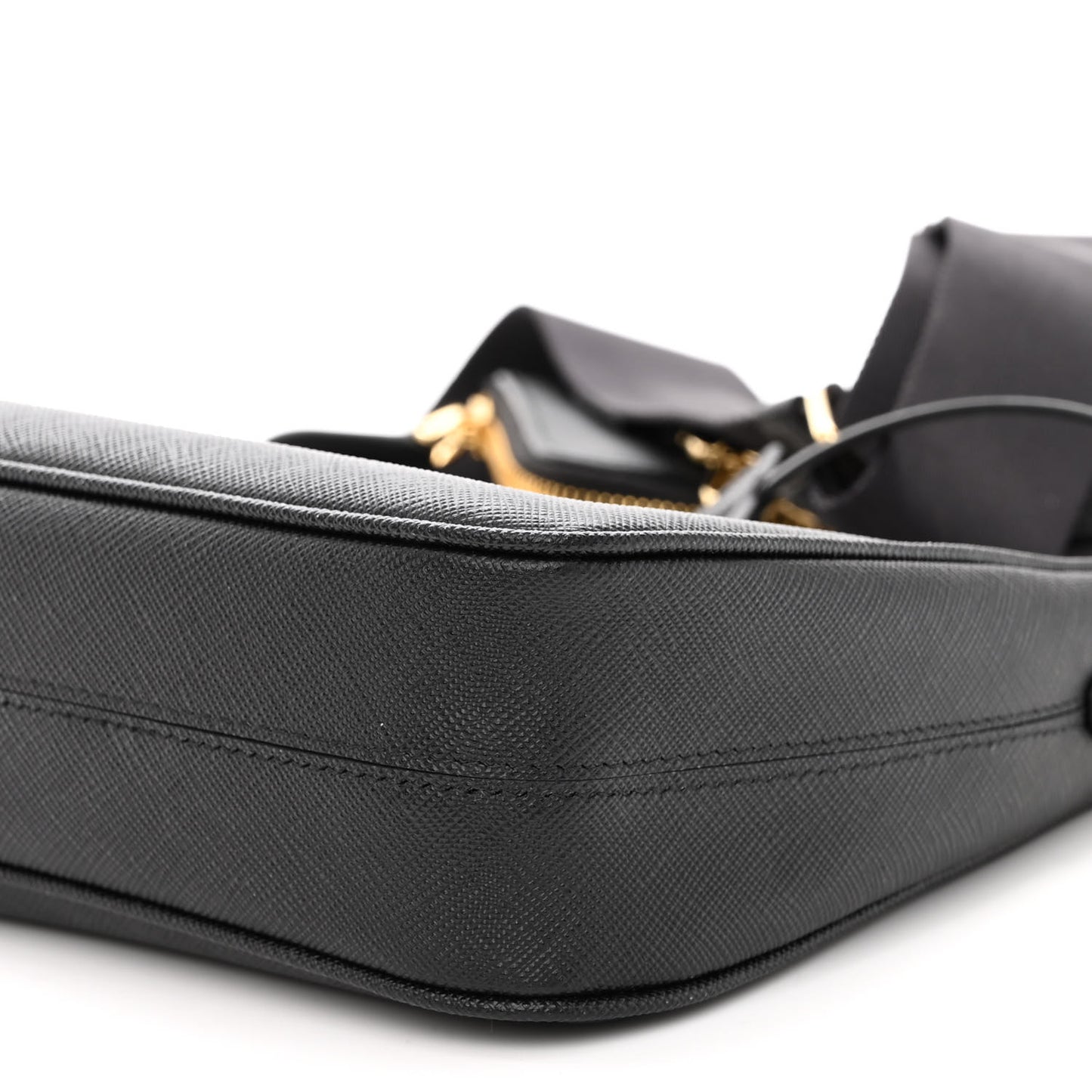 Saffiano Lux Re-Edition 2005 Shoulder Bag Black