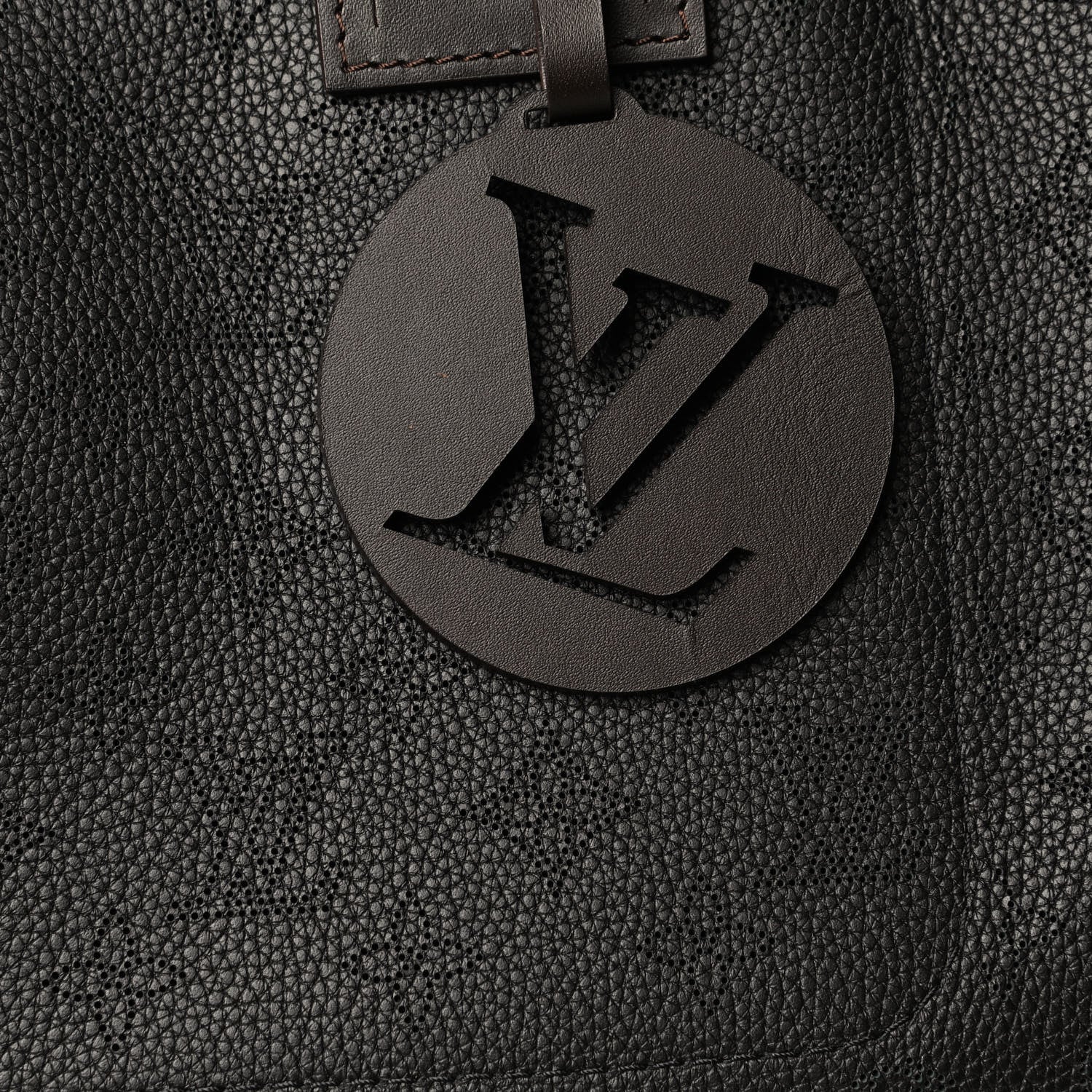 Louis Vuitton Mahina Beaubourg Hobo MM Black 10 of 10