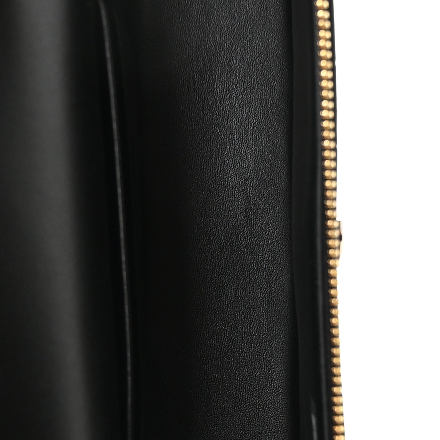 Calfskin Crocodile Embossed Crococo Top Handle Slim Vanity Case With Chain Black