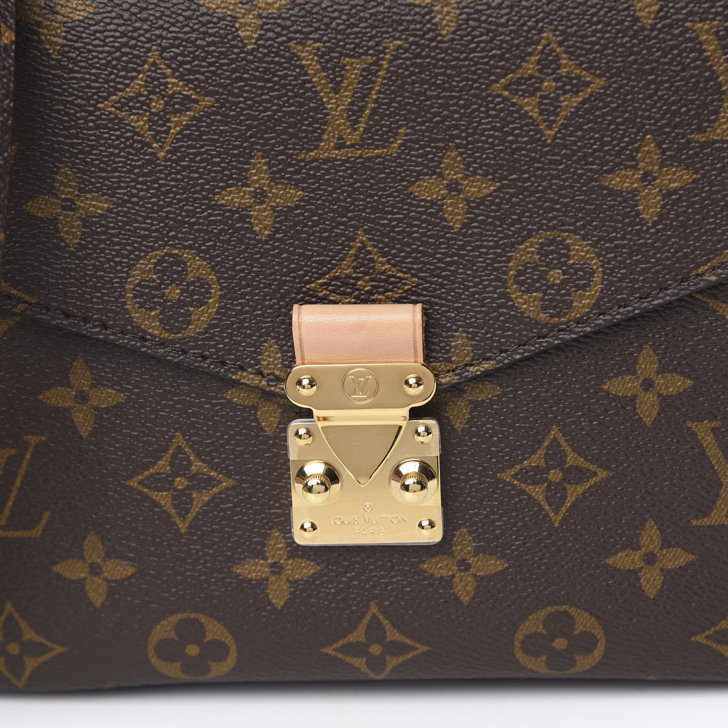 Louis Vuitton Monogram Pochette Metis 9 of 10