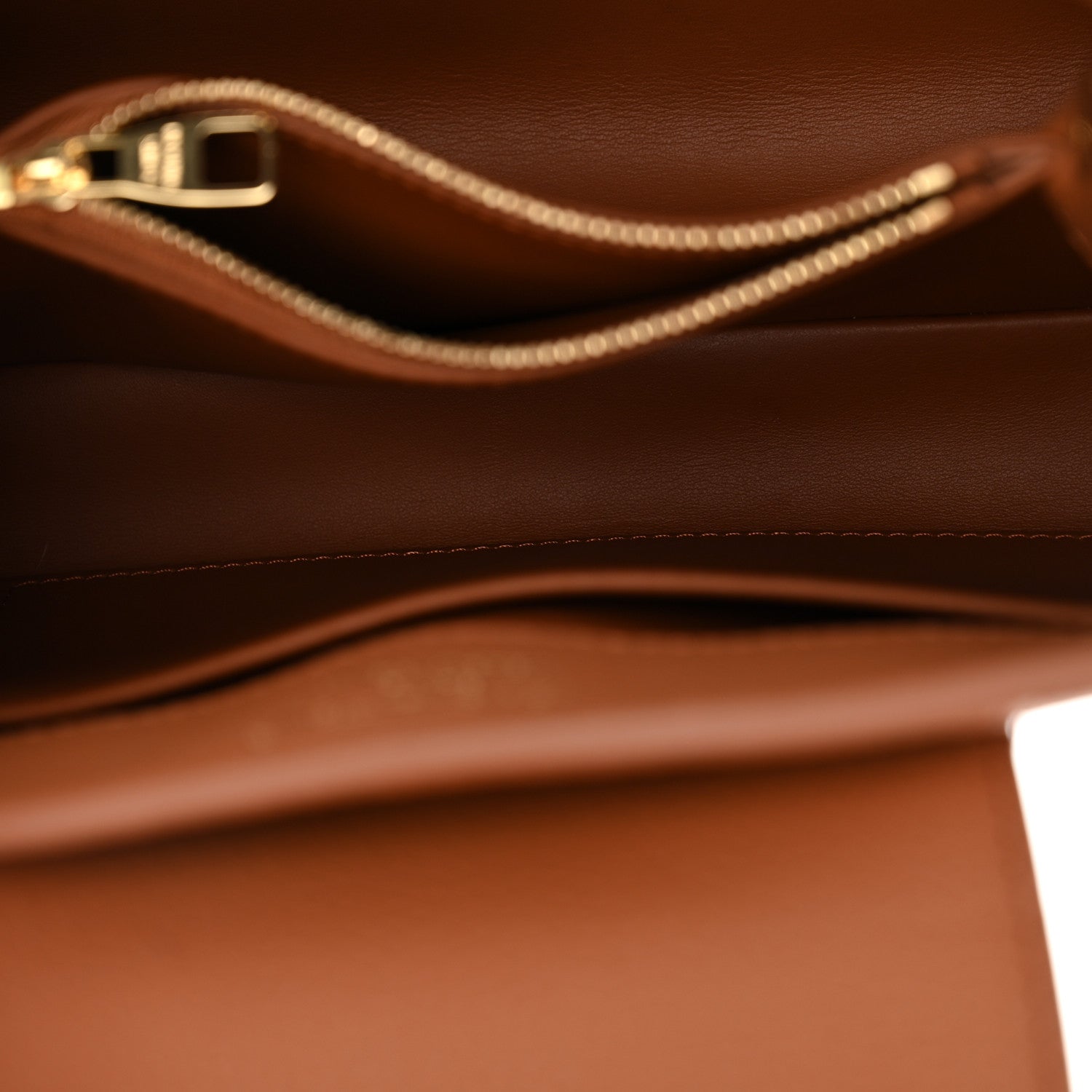 Louis Vuitton Taurillon Capucines BB Tan 5 of 10