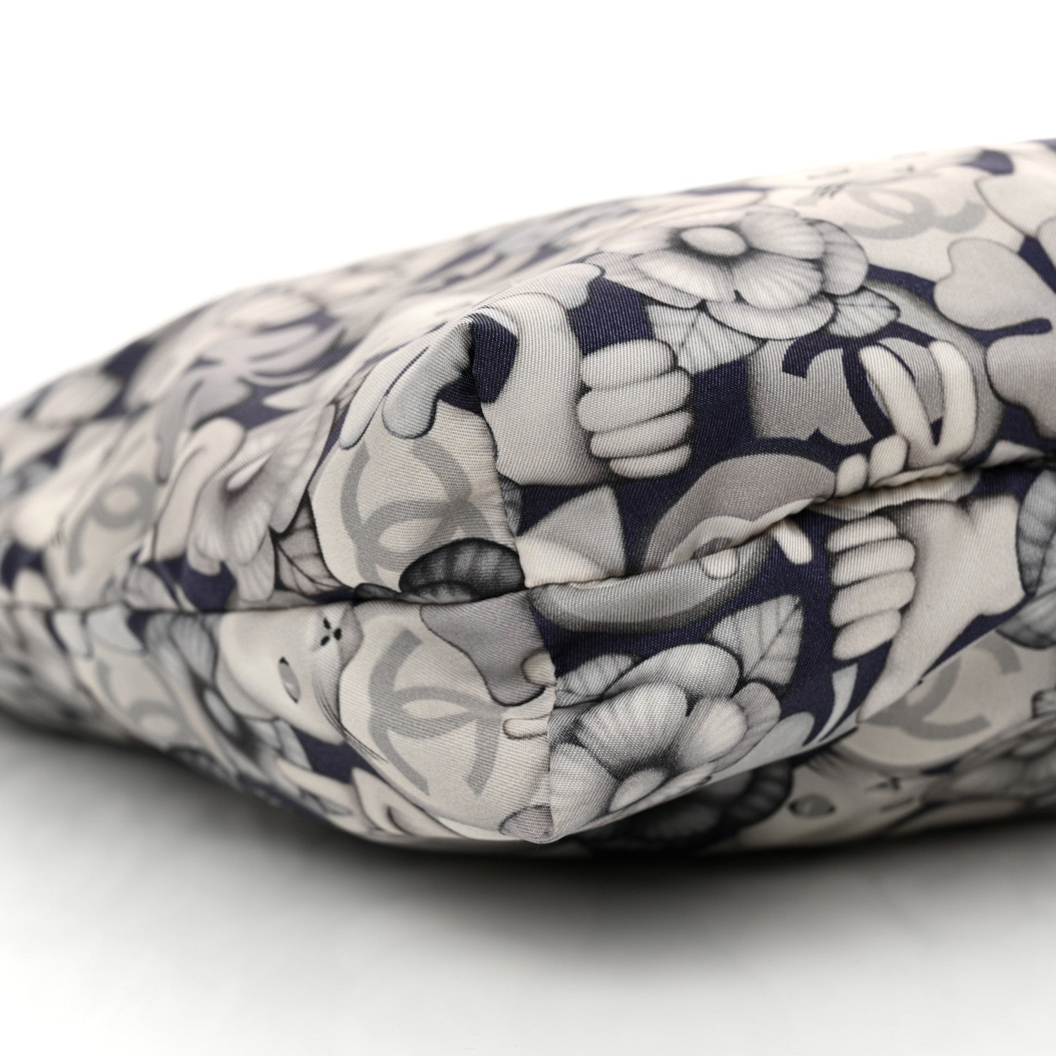 Chanel Nylon Cat Emoticon Tote Navy Silver 1739918 – FASHIONPHILE