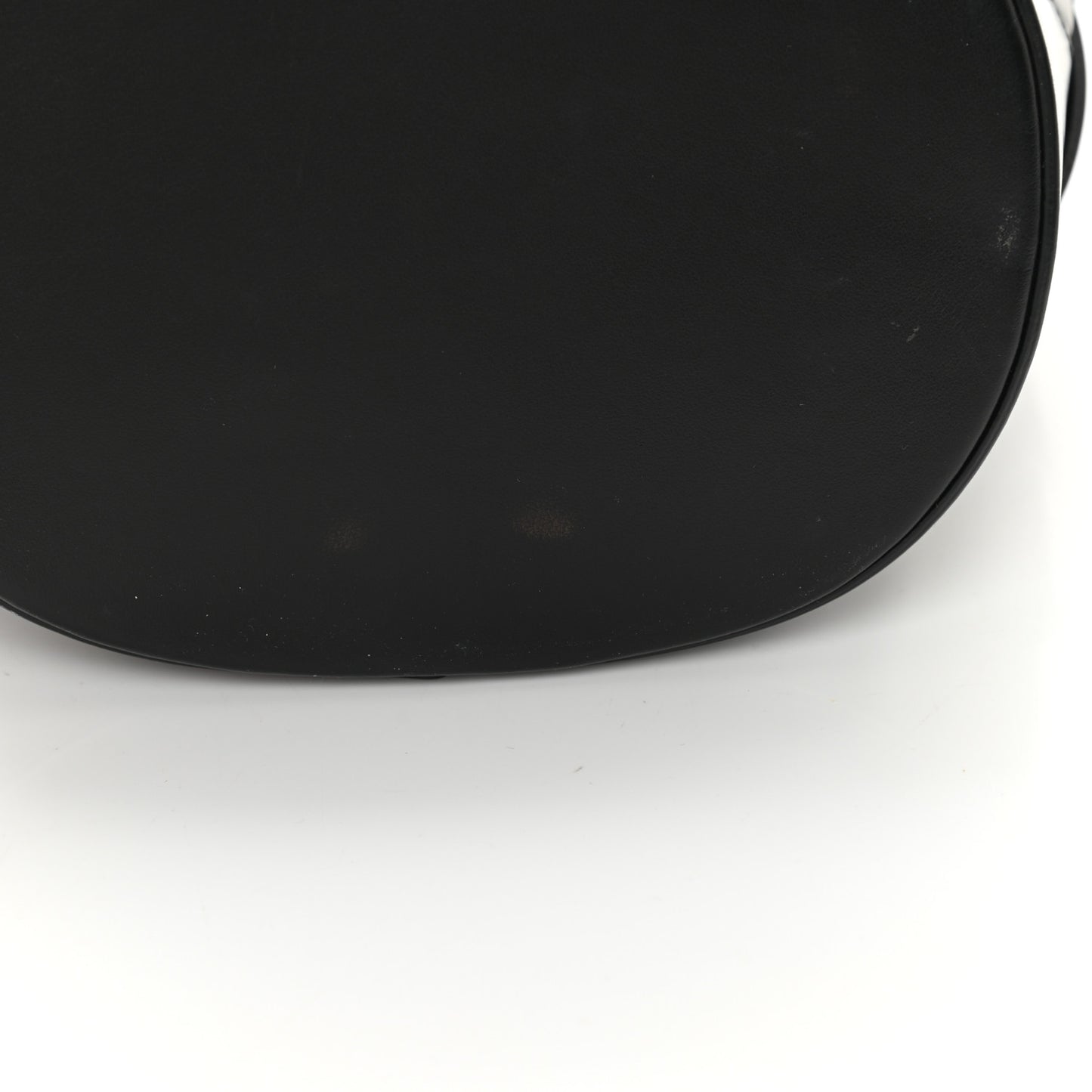 Vitello Intreccio Bucket Bag Black