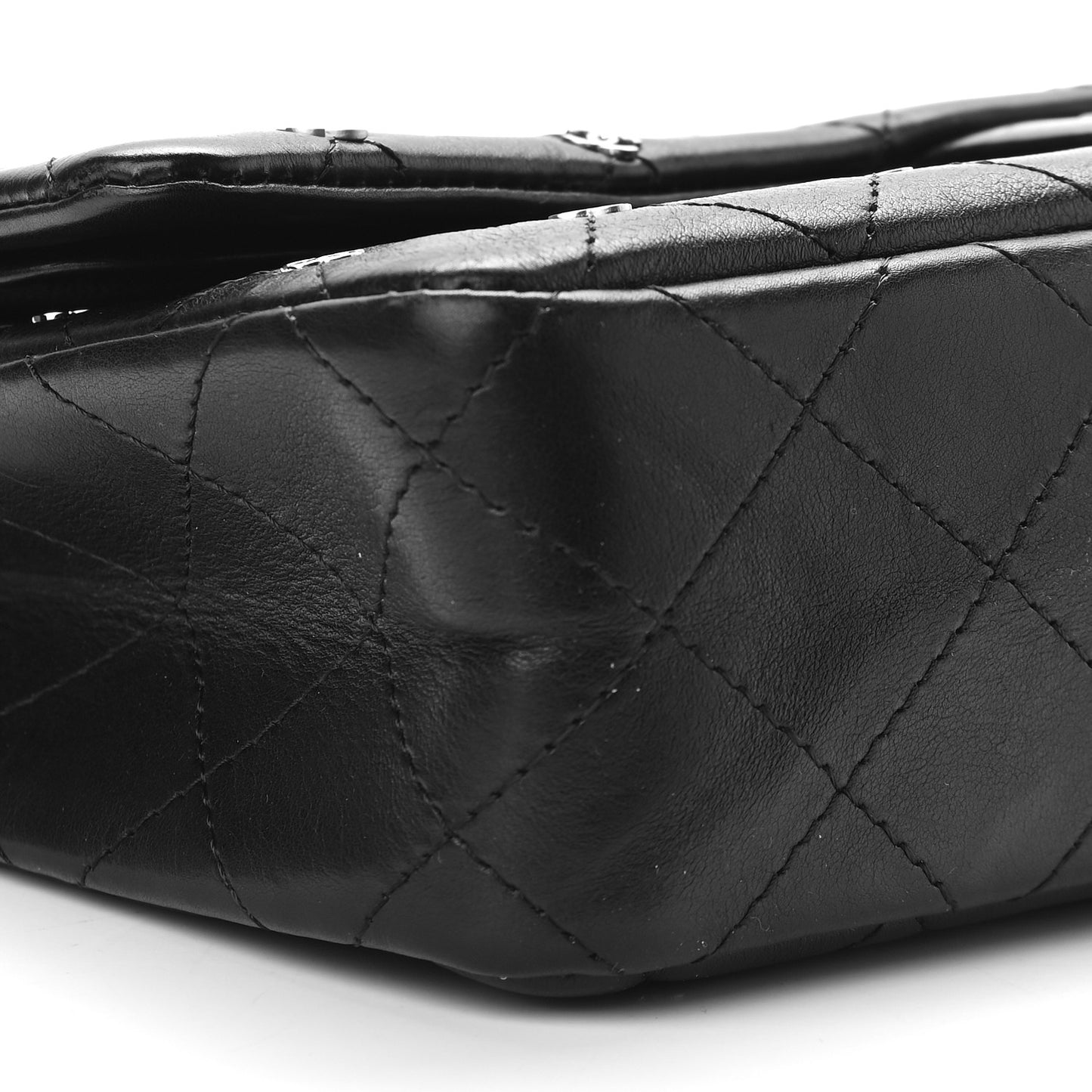 Calfskin CC Punk 2.55 Reissue 225 Flap Black