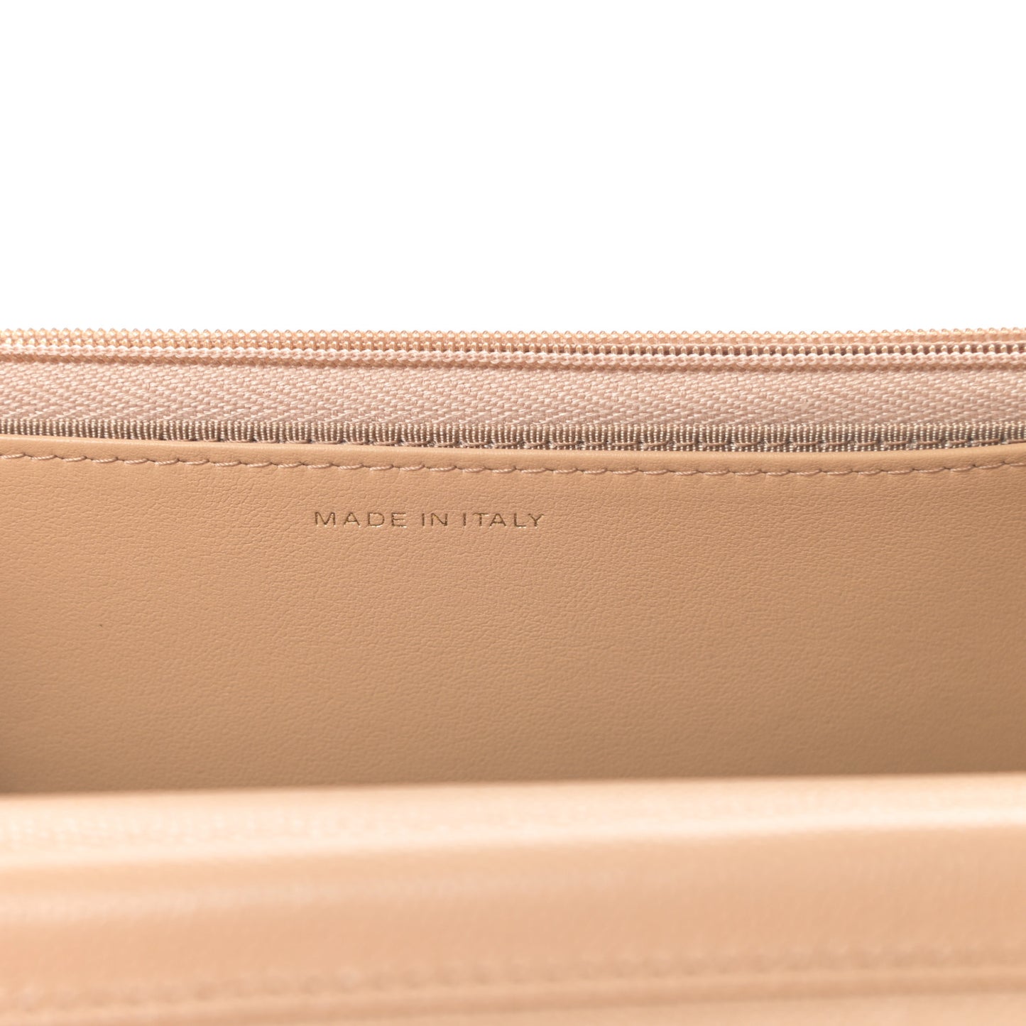 Caviar Quilted Wallet On Chain WOC Beige