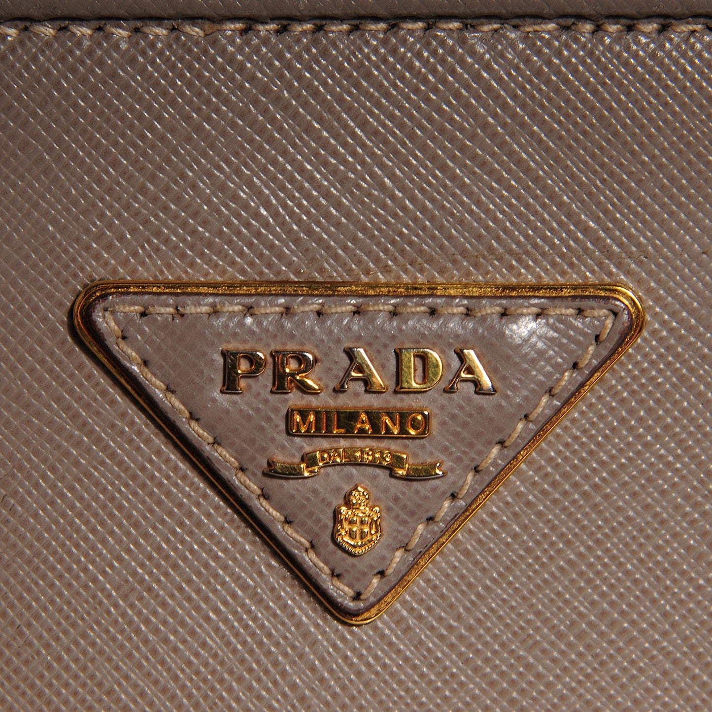 Saffiano Lux Open Promenade Tote Argilla