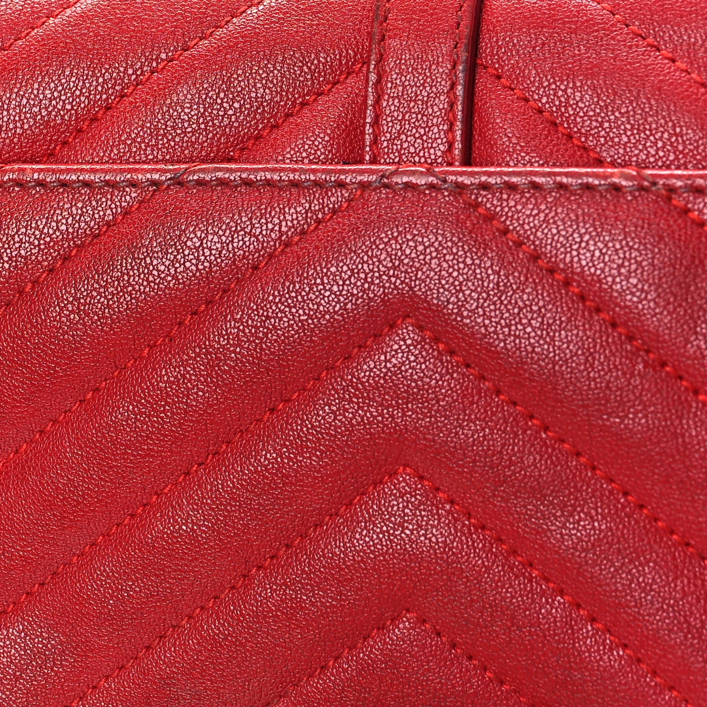 Sheepskin Matelasse Chevron Monogram College Chain Wallet New Red