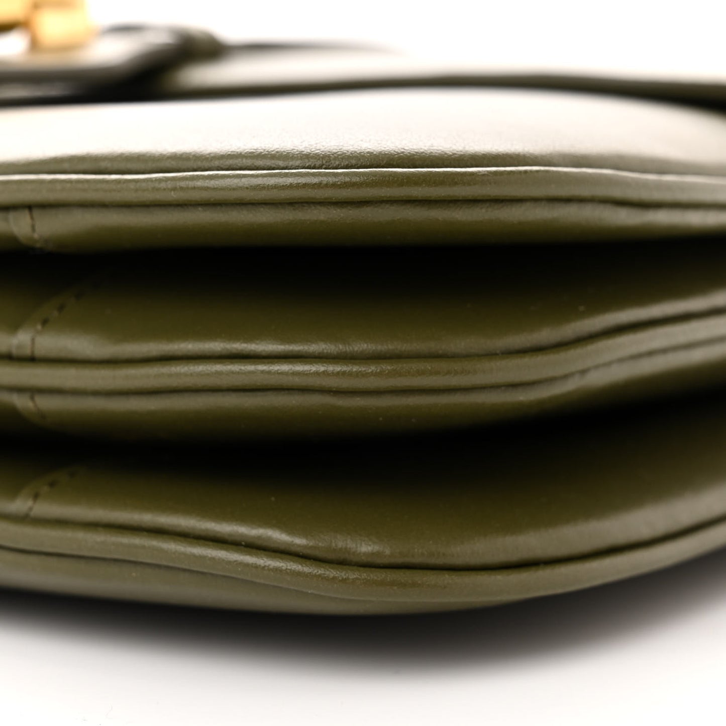 Smooth Calfskin Medium Tabou Dark Olive
