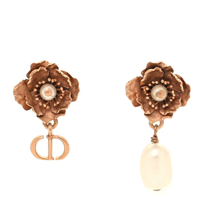 Christian Dior Pearl Mise En Dior Logo Tribal Earrings 1 of 4