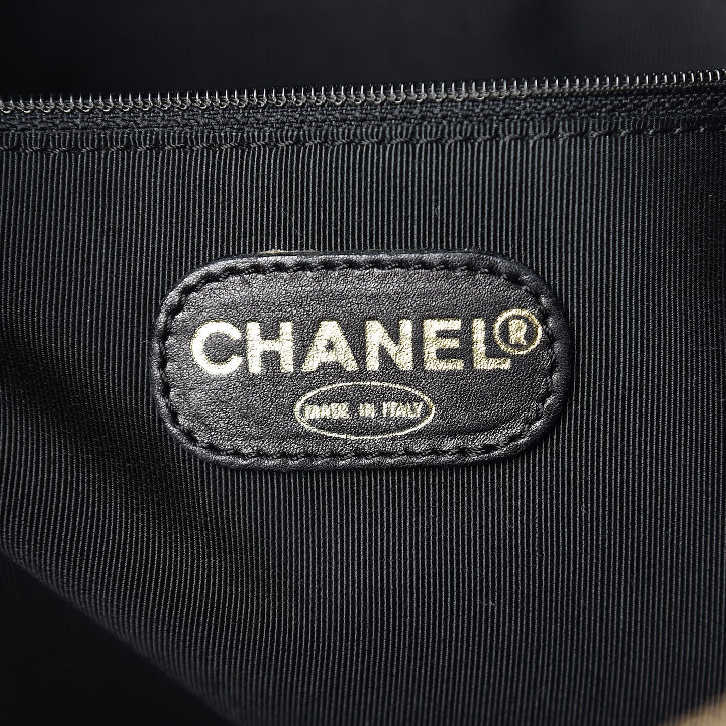 Caviar Large CC Shoulder Bag Black
