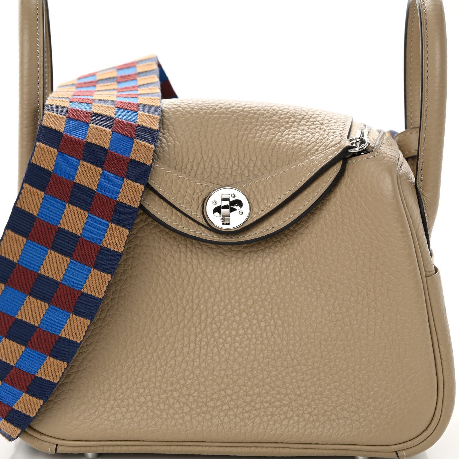 Hermes Taurillon Clemence Maxi Quadrille Mini Lindy 20 Trench Bleu Billard Biscuit 7 of 9