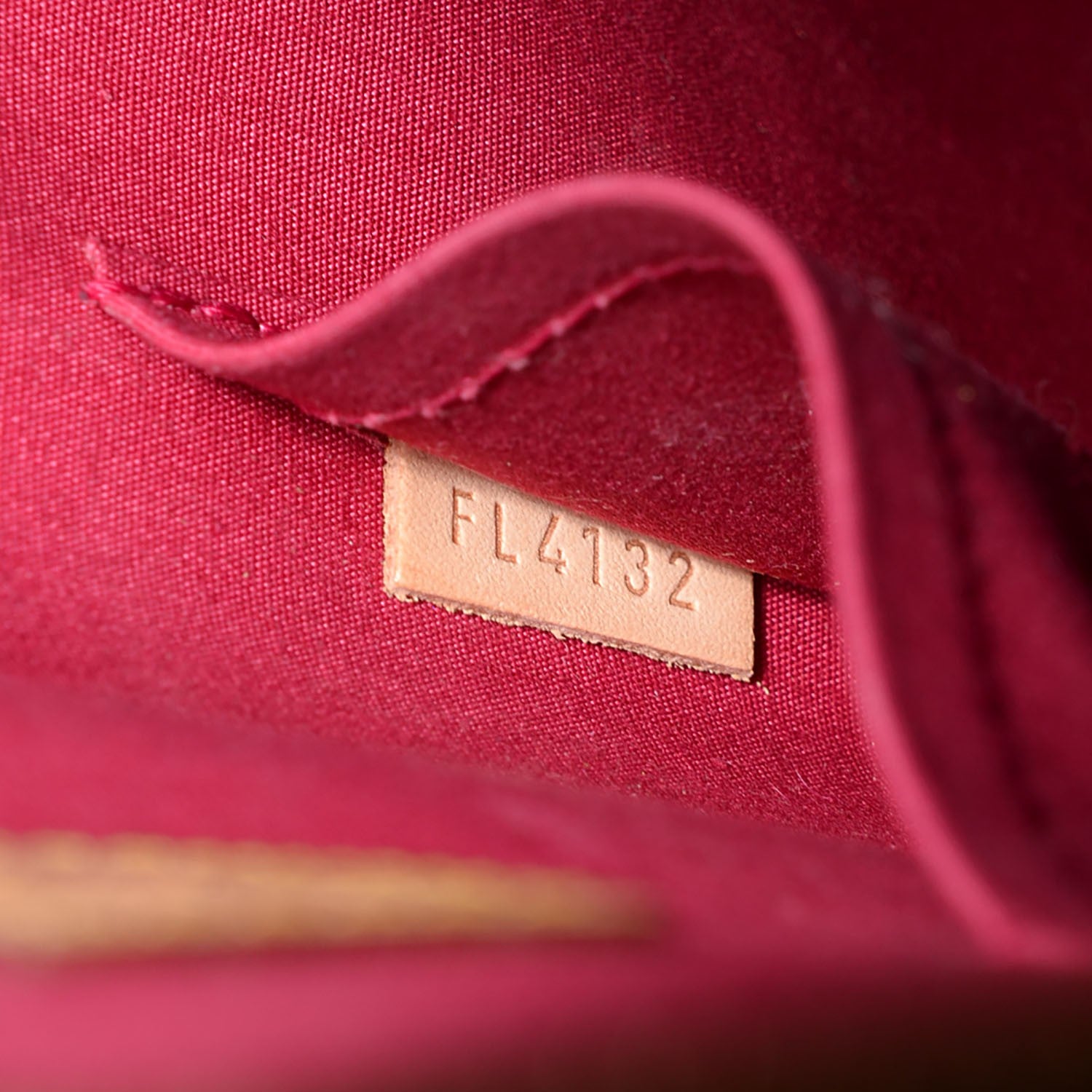 Louis Vuitton Vernis Alma PM Rose Indien 14 of 14