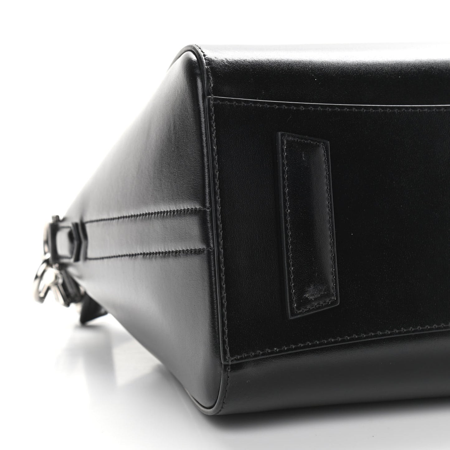 Shiny Lord Calfskin Small Antigona Black