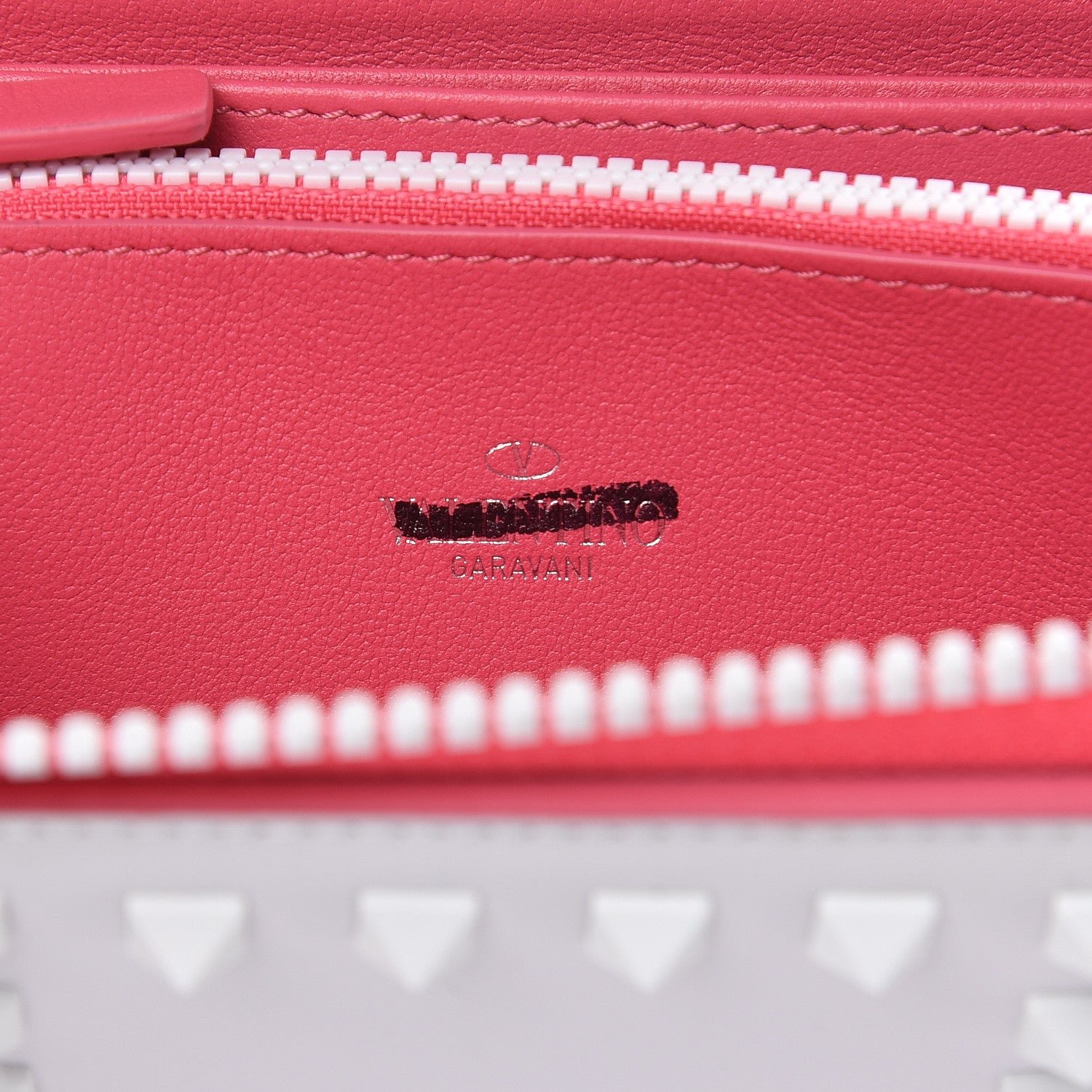 Valentino Garavani Vitello Colorblock Free Rockstud Zip Around Wallet Shadow Pink White 9 of 10