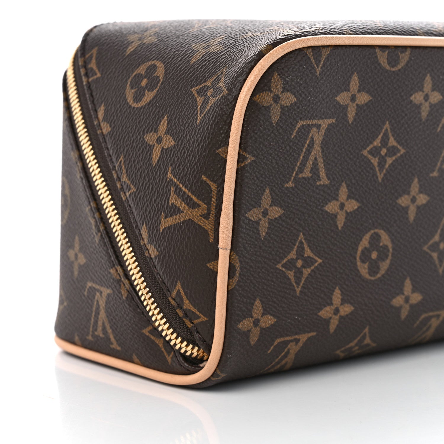 Louis Vuitton Monogram Toiletry Bag 8 of 10