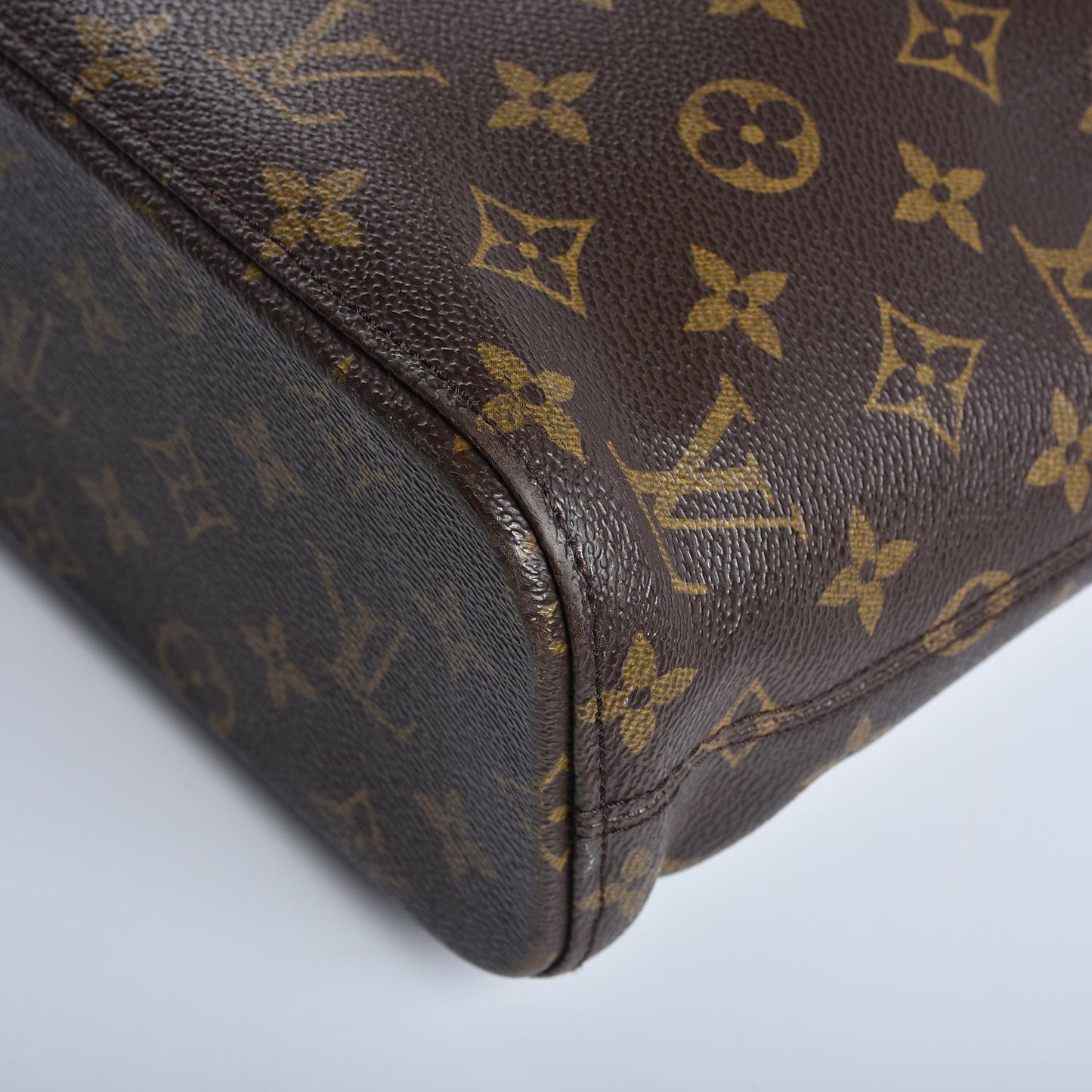 Monogram Luco