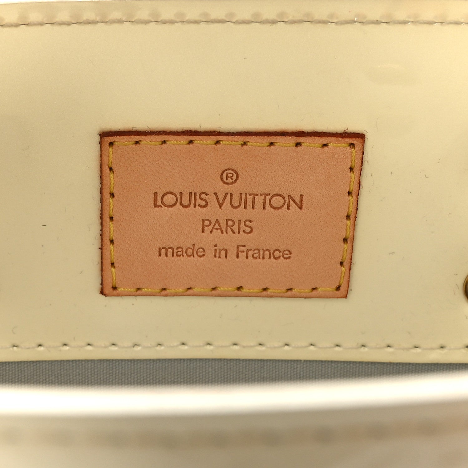 Louis Vuitton Vernis Reade PM Perle 6 of 8