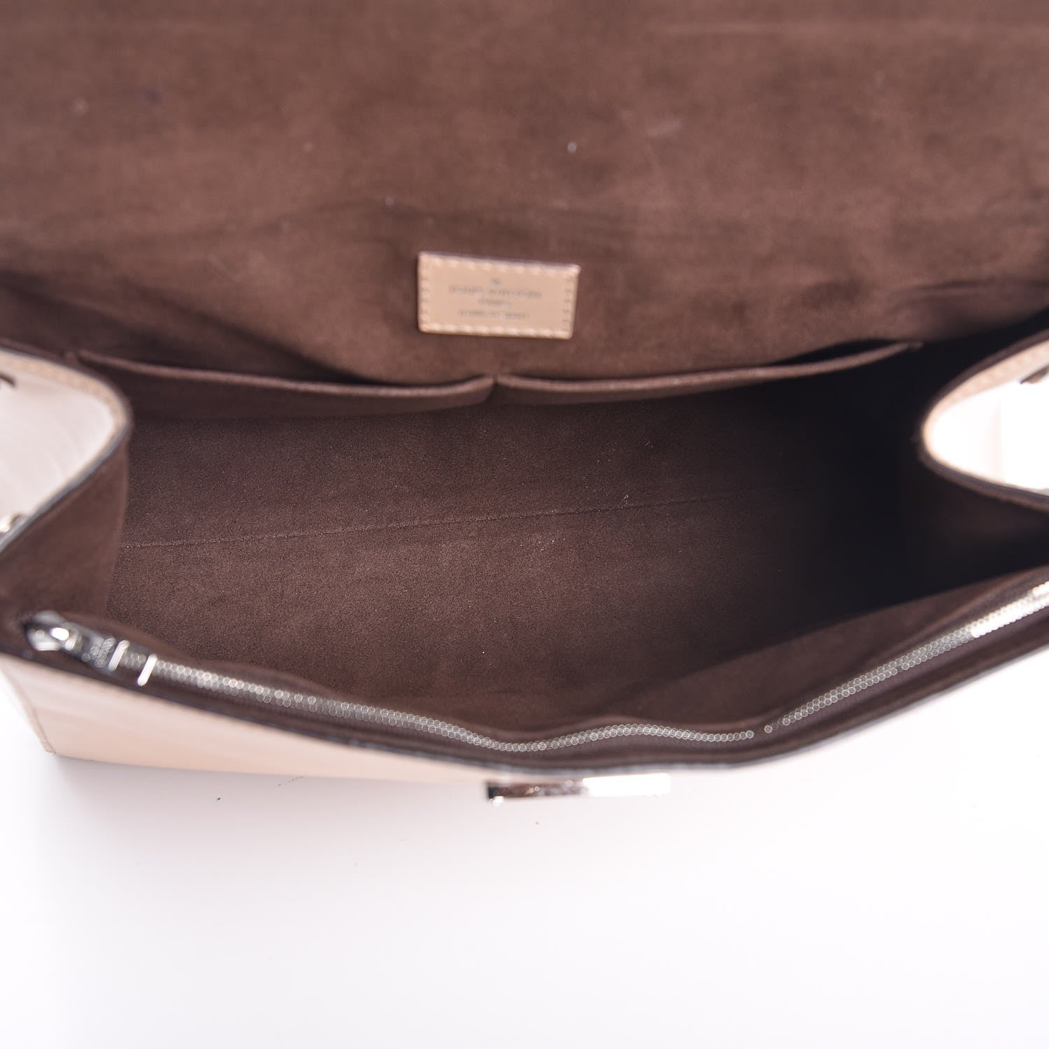 Louis Vuitton Epi Cluny MM Dune 6 of 22