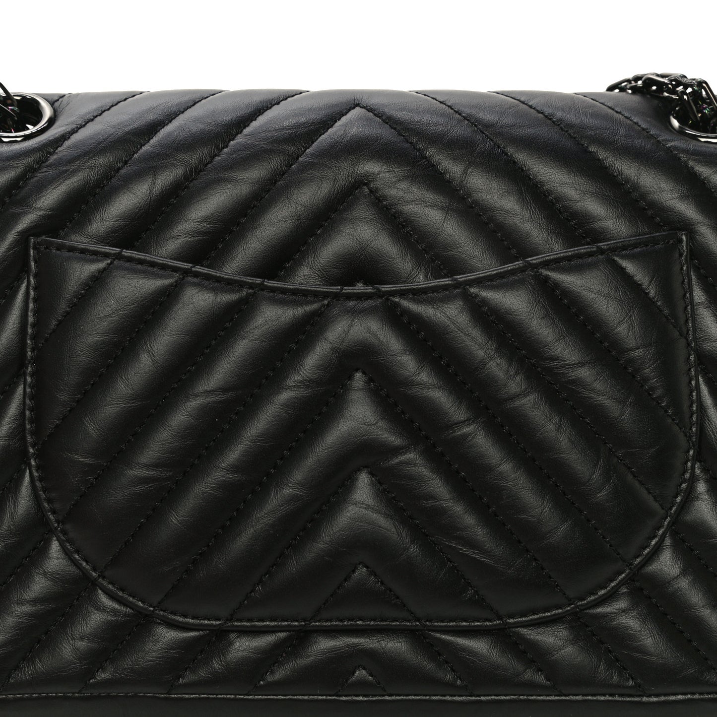 Aged Calfskin Chevron Quilted 2.55 Reissue 225 Flap So Black