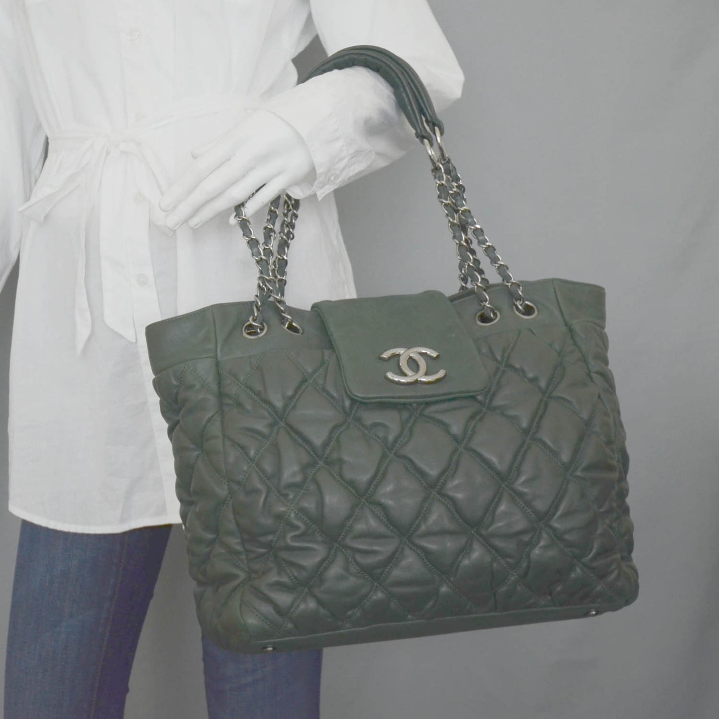 Lambskin Large Bubble Quilt Tote Green