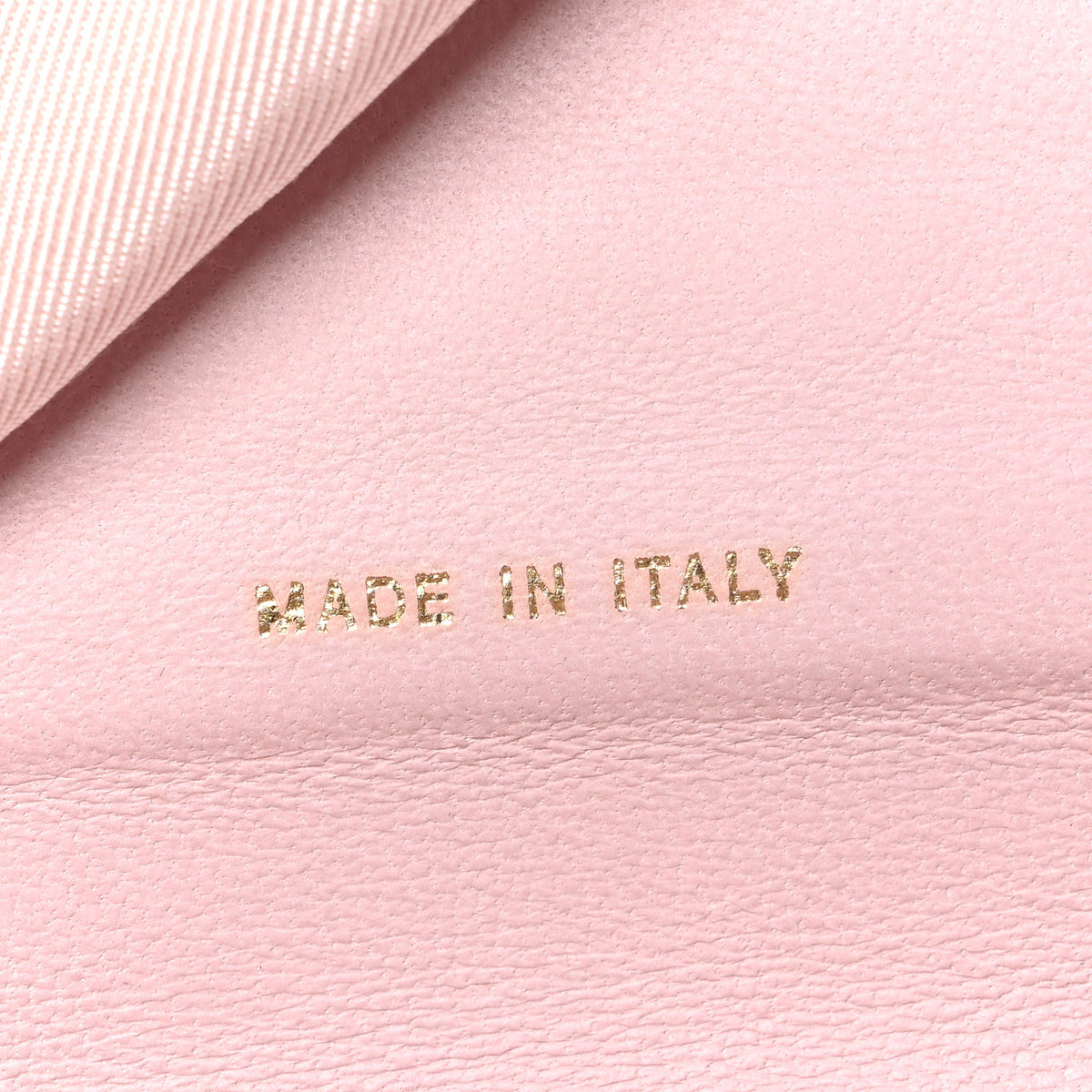 Calfskin Chevron Quilted Compact Flap Pink
