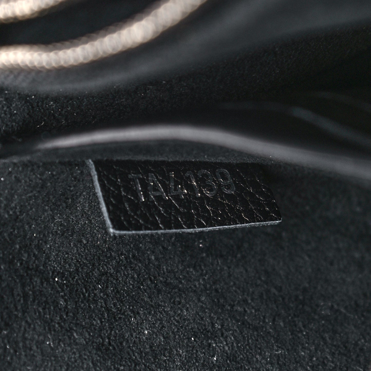Soft Calfskin My Lockme Pochette Black