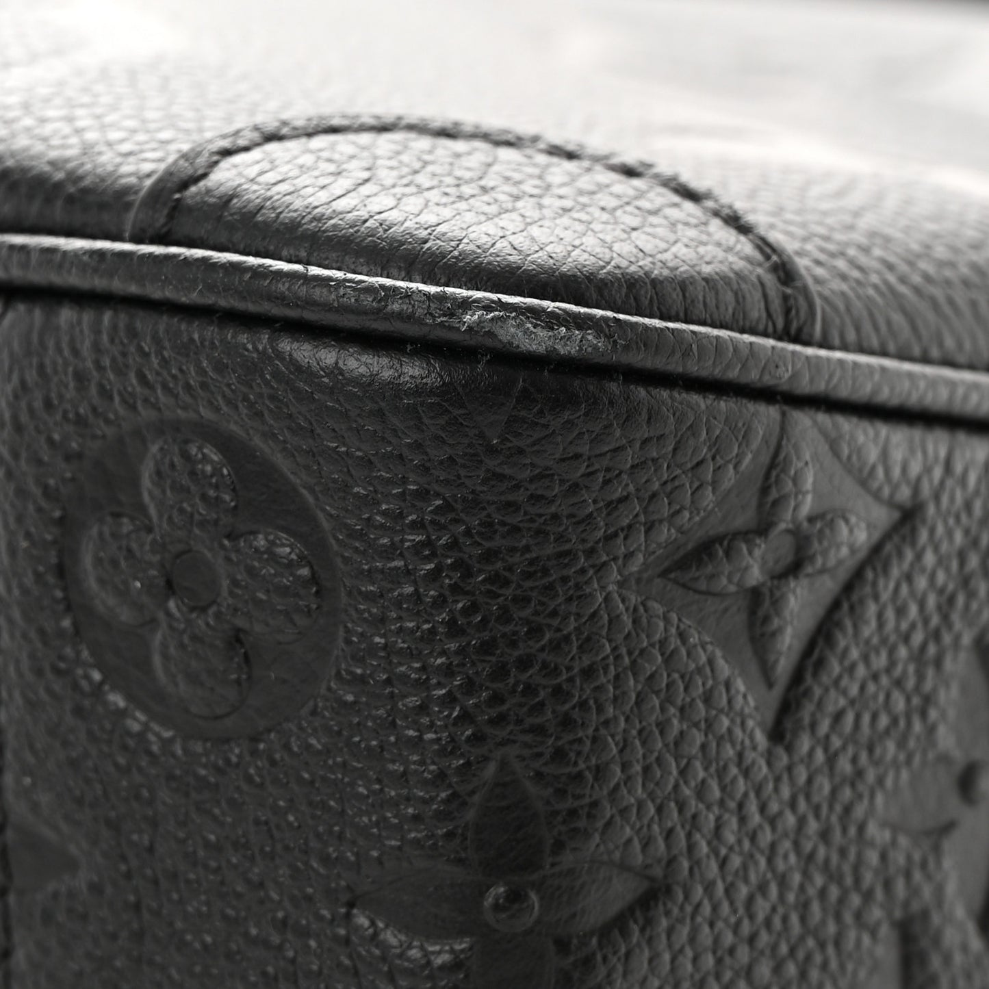 Empreinte Monogram Giant Trianon MM Black