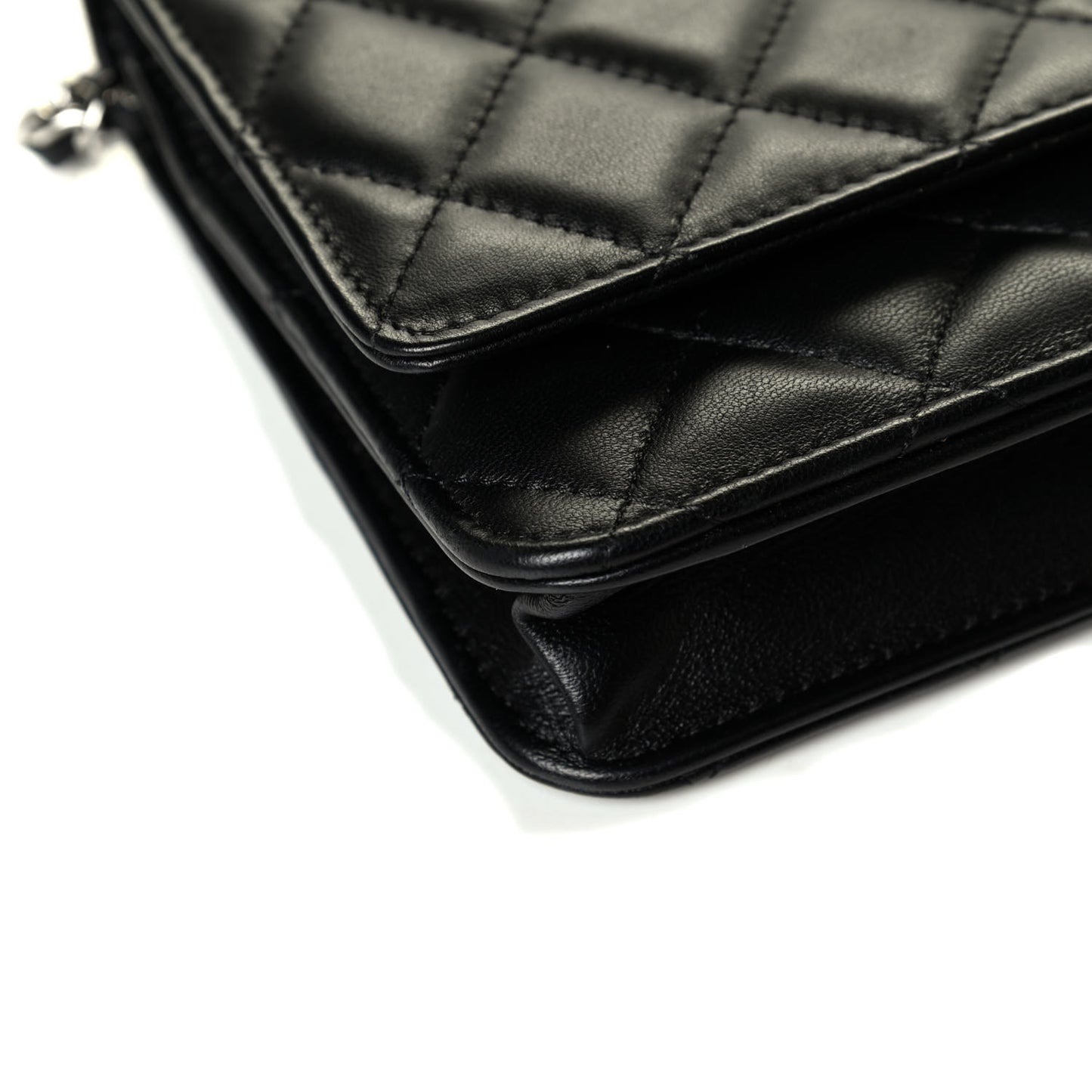 Lambskin Quilted Wallet On Chain WOC Black
