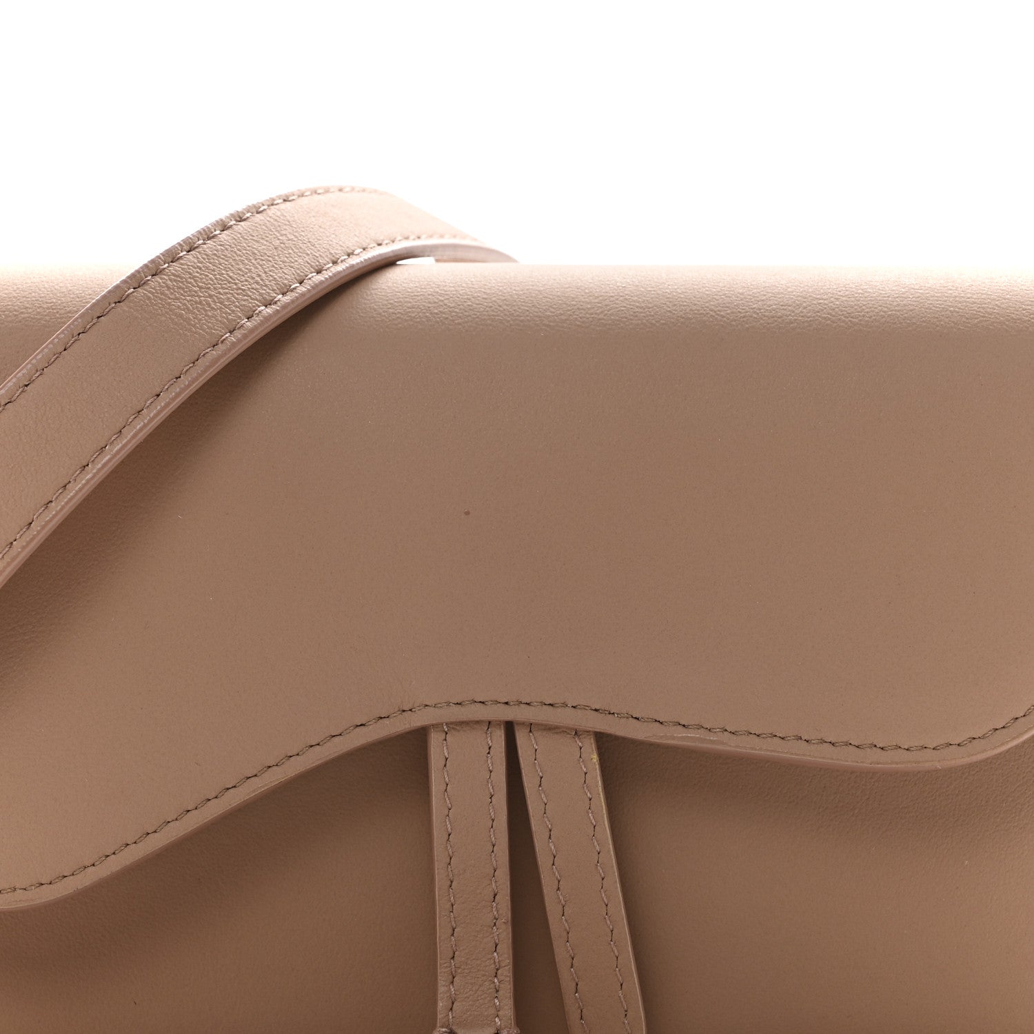 Christian Dior Ultra Matte Calfskin Belt Bag Fard 8 of 13