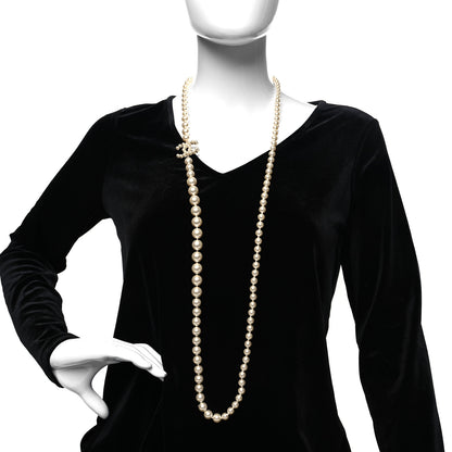 Chanel Pearl CC Long Necklace Gold 2 of 5