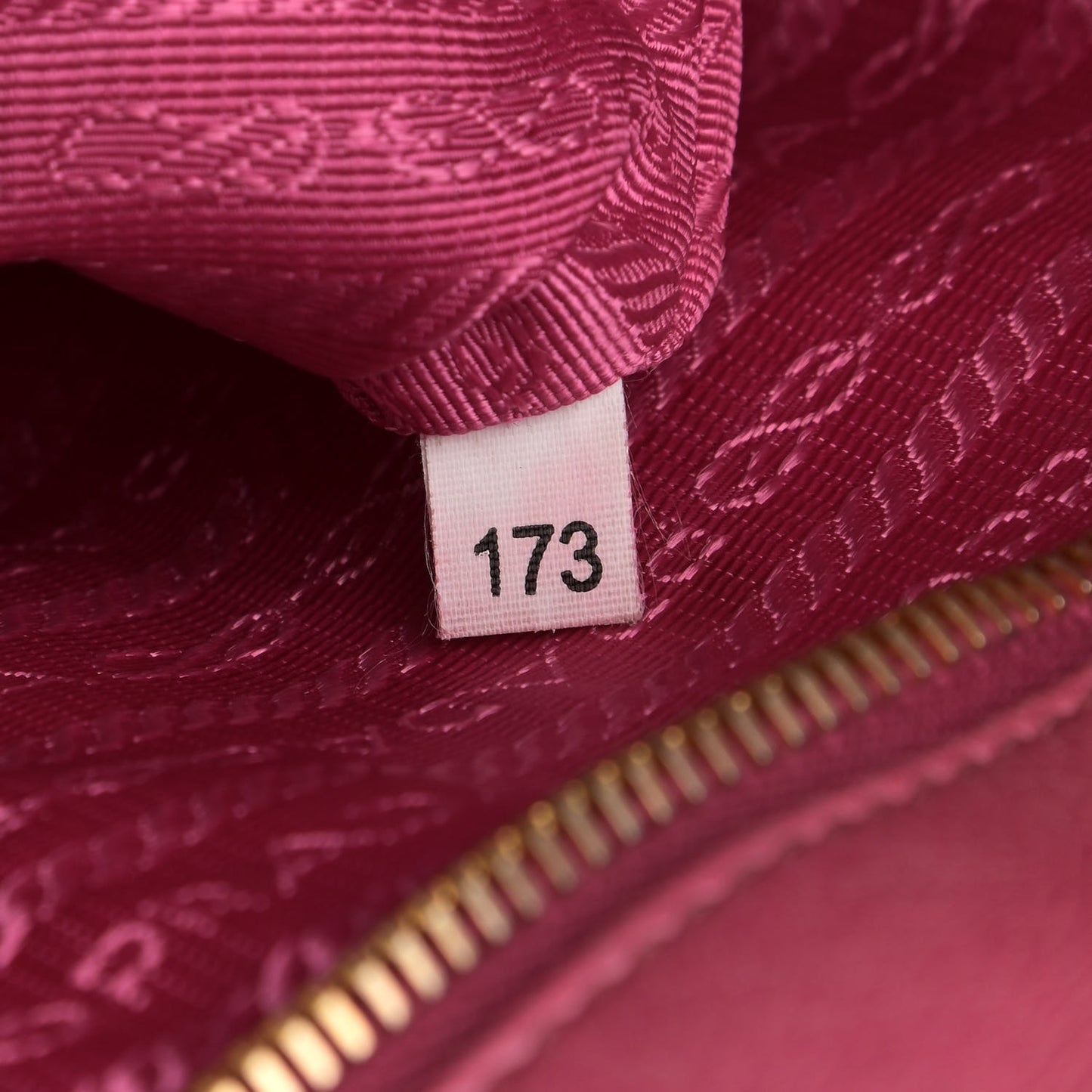 Vitello Shine Tote Peonia