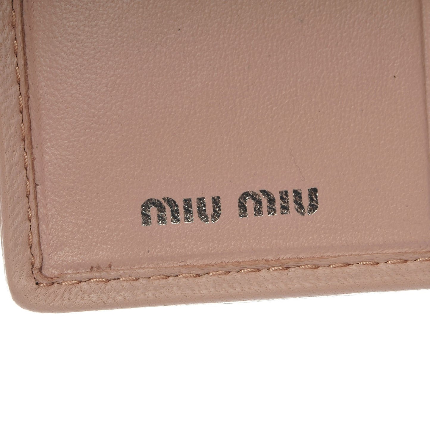 Nappa Matelasse Crystal Pearl Logo Compact Wallet Orchidea