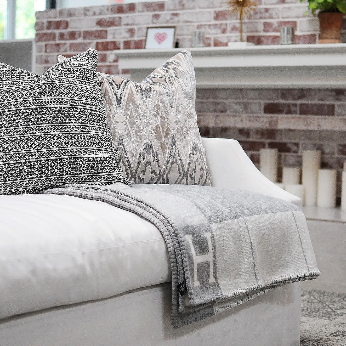 Wool Cashmere Avalon III Blanket Ecru Gris Clair