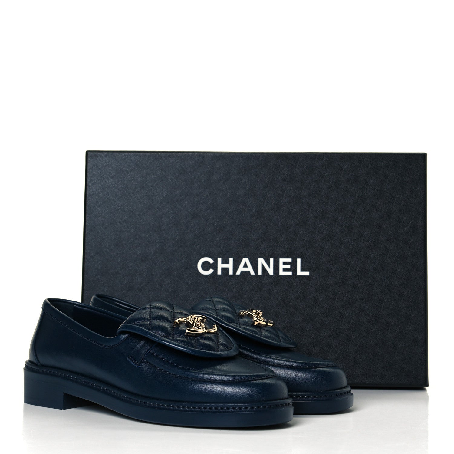 Chanel Lambskin Quilted CC Turnlock Loafers 36.5 Navy 11 of 11