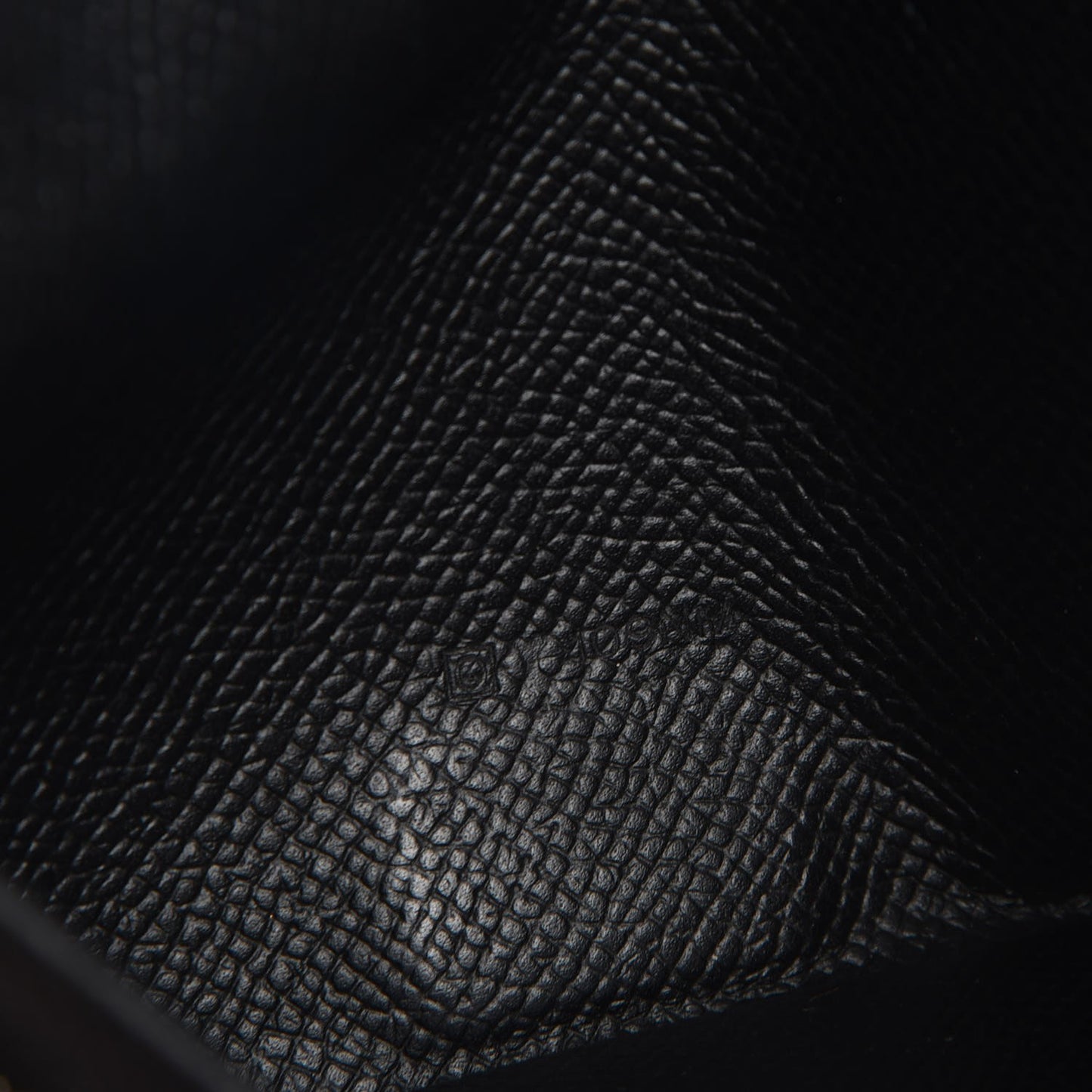 Epsom Bearn Gusset Wallet Black