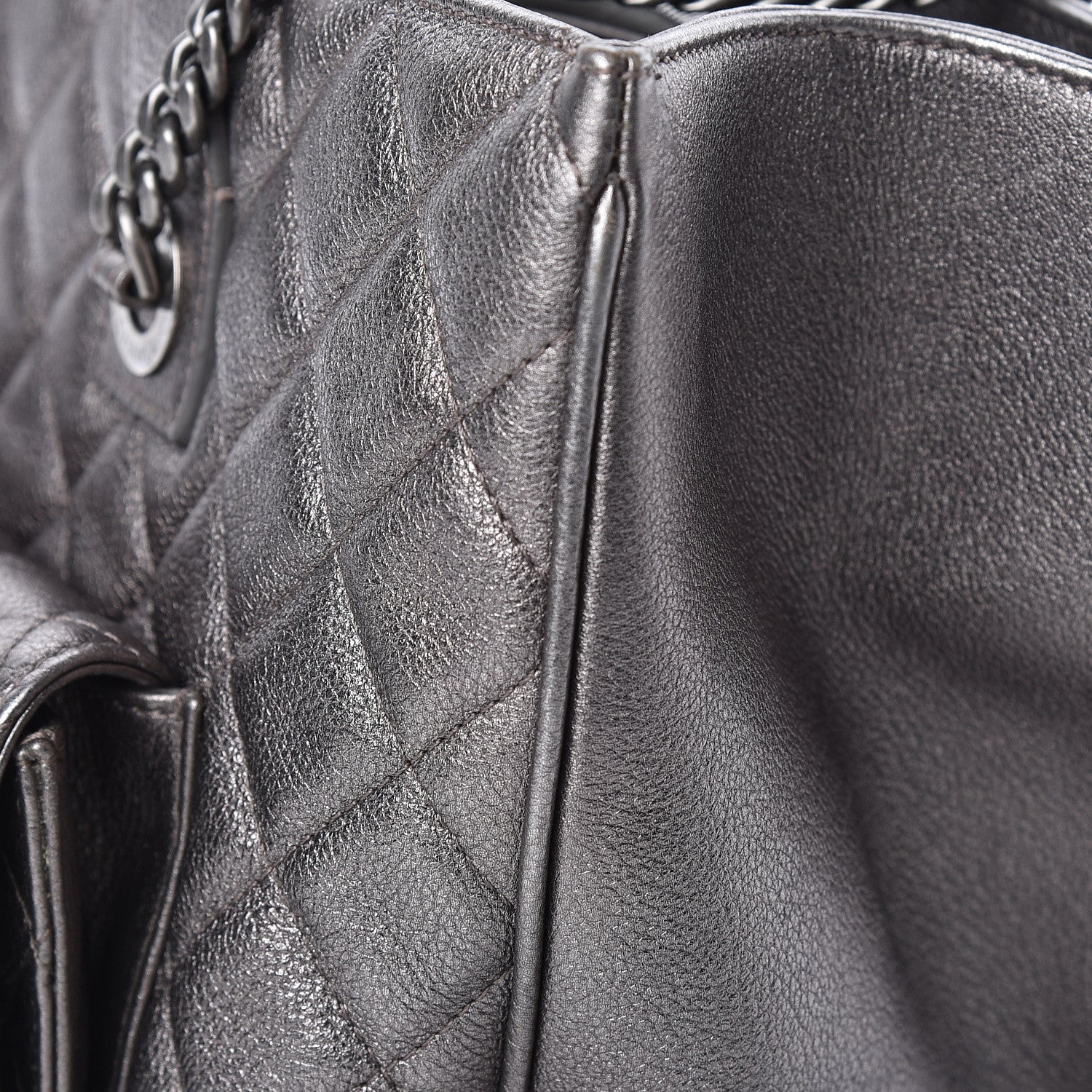 Chanel Metallic Grained Calfskin Quilted Large Casual Pocket Tote Silver 14 of 18