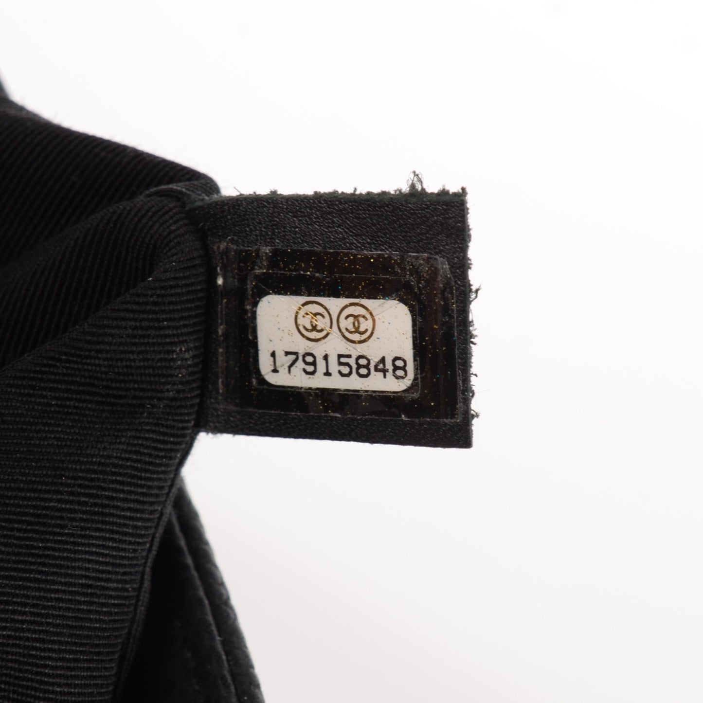 Caviar Quilted Medium Boy Flap Black