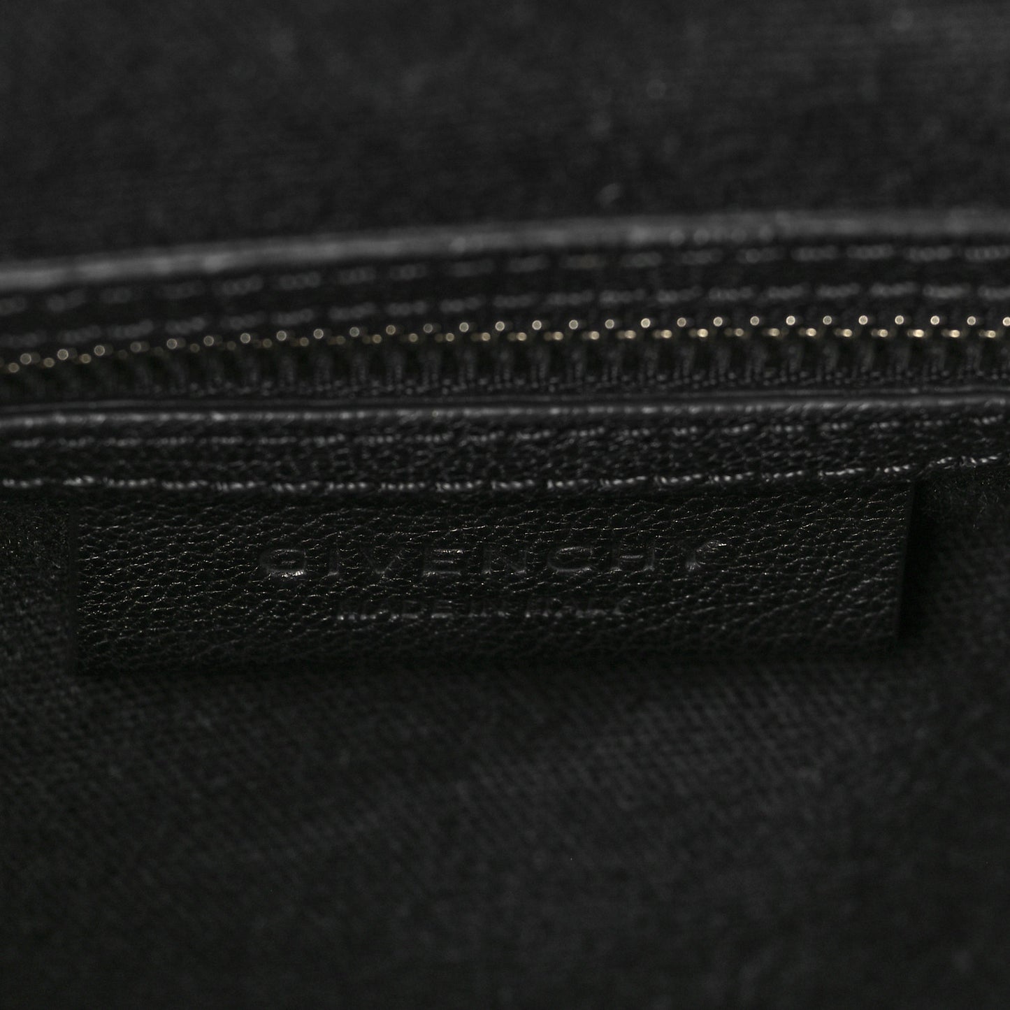 Sugar Goatskin Small Antigona Black
