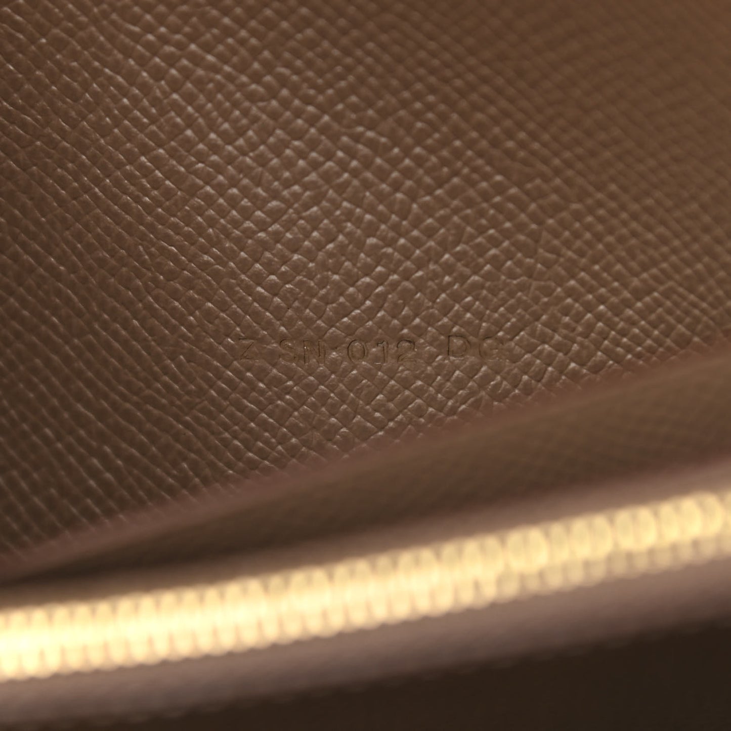 Epsom Constance Long To Go Wallet Etoupe